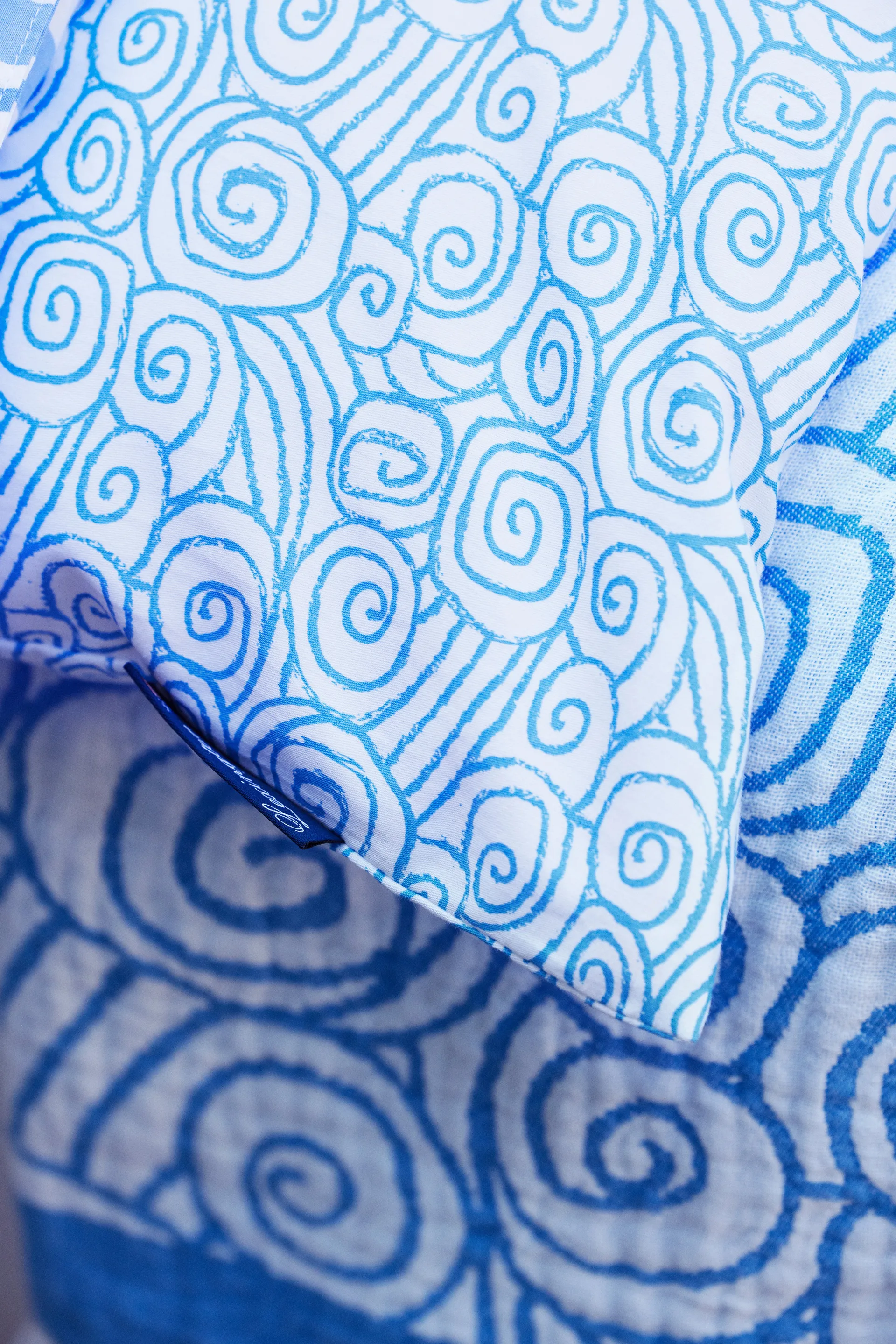 Jogo de cama Wave Printed Cotton Sateen, White-Blue, 2 örngott Lexington