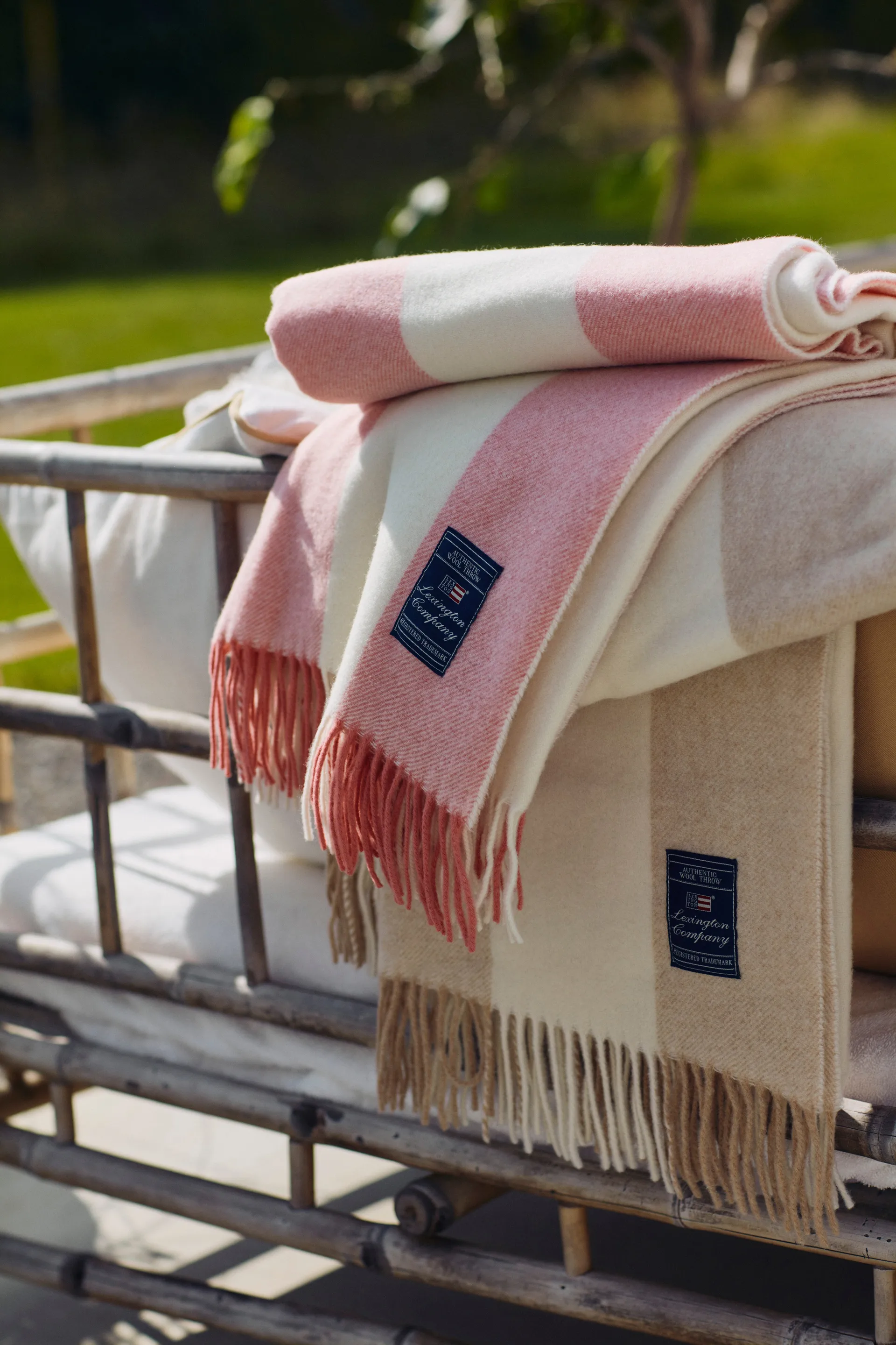 Manta às riscas de lã reciclada Block 130x170 cm, Oat-White Lexington