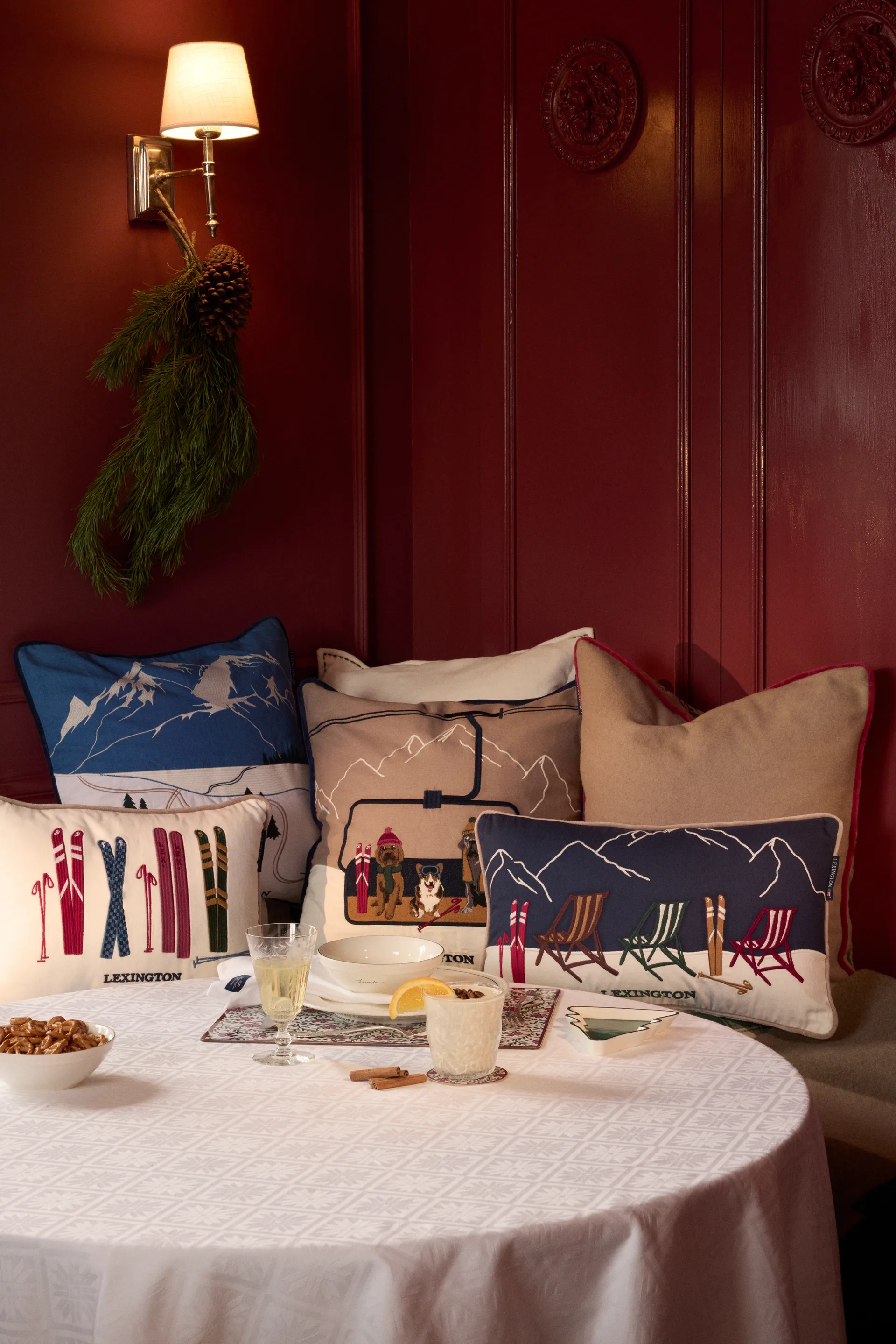 Ski resort ekologisk almofada em algodão twill 30x50 cm, Branco-Azul escuro Lexington