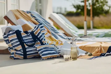 Toalha de banho de algodão aveludado Striped 100x180 cm - Blue-white-oat - Lexington