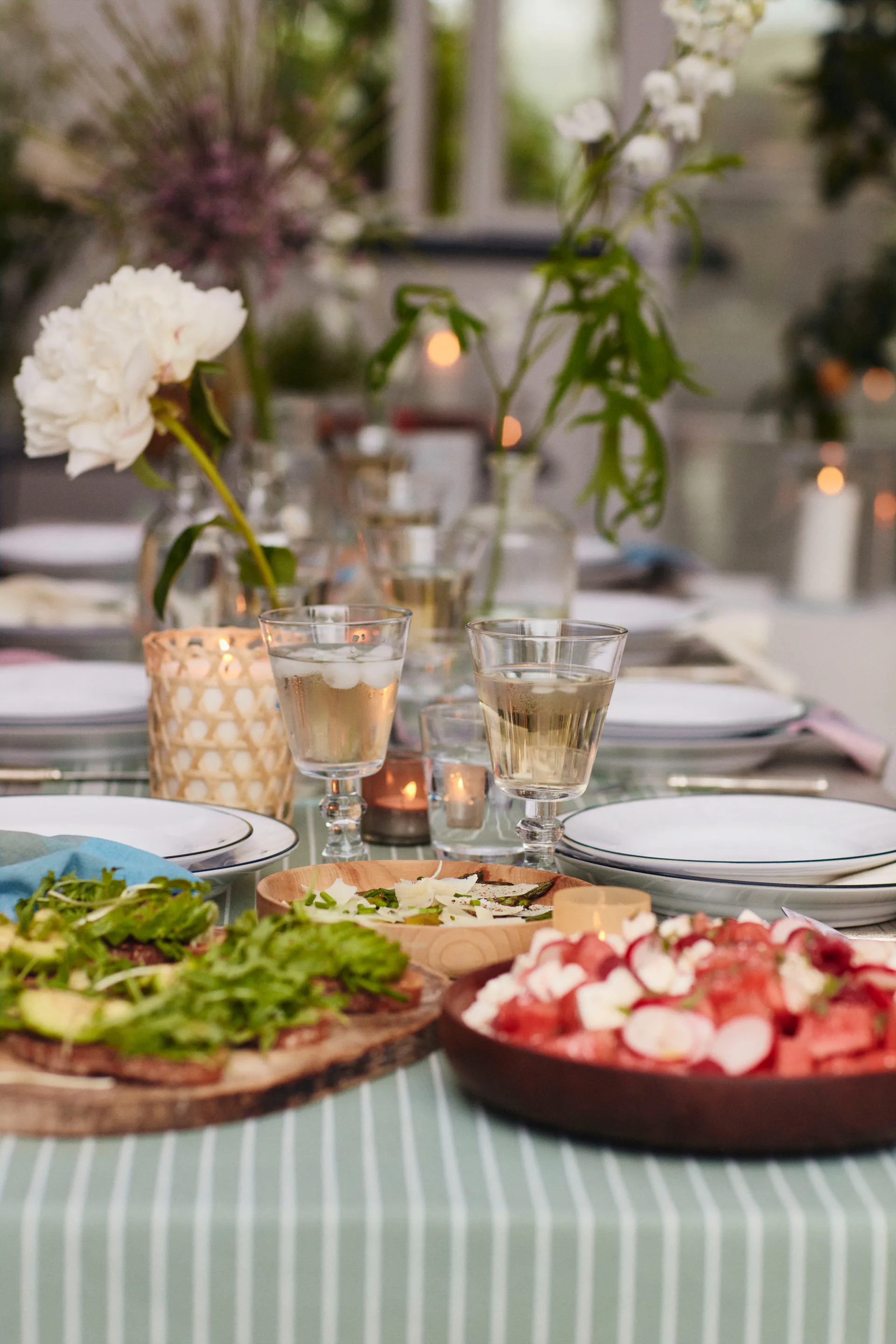 Vela perfumada Handwoven Bamboo lemongrass-coconut, 66 horas Lexington