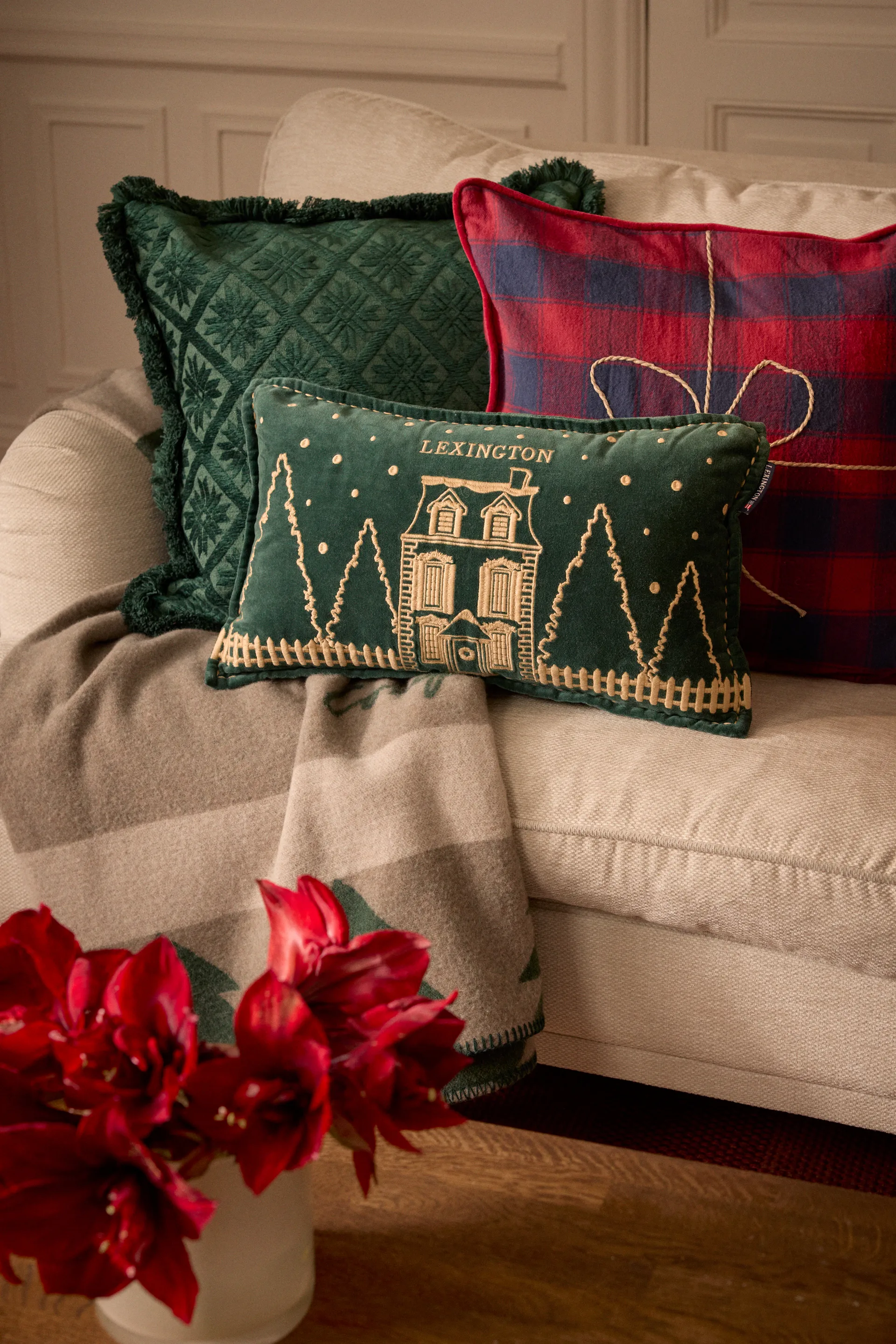 Wrapped checked eko. capa de almofada em flanela 50x50 cm, Azul escuro-vermelho Lexington