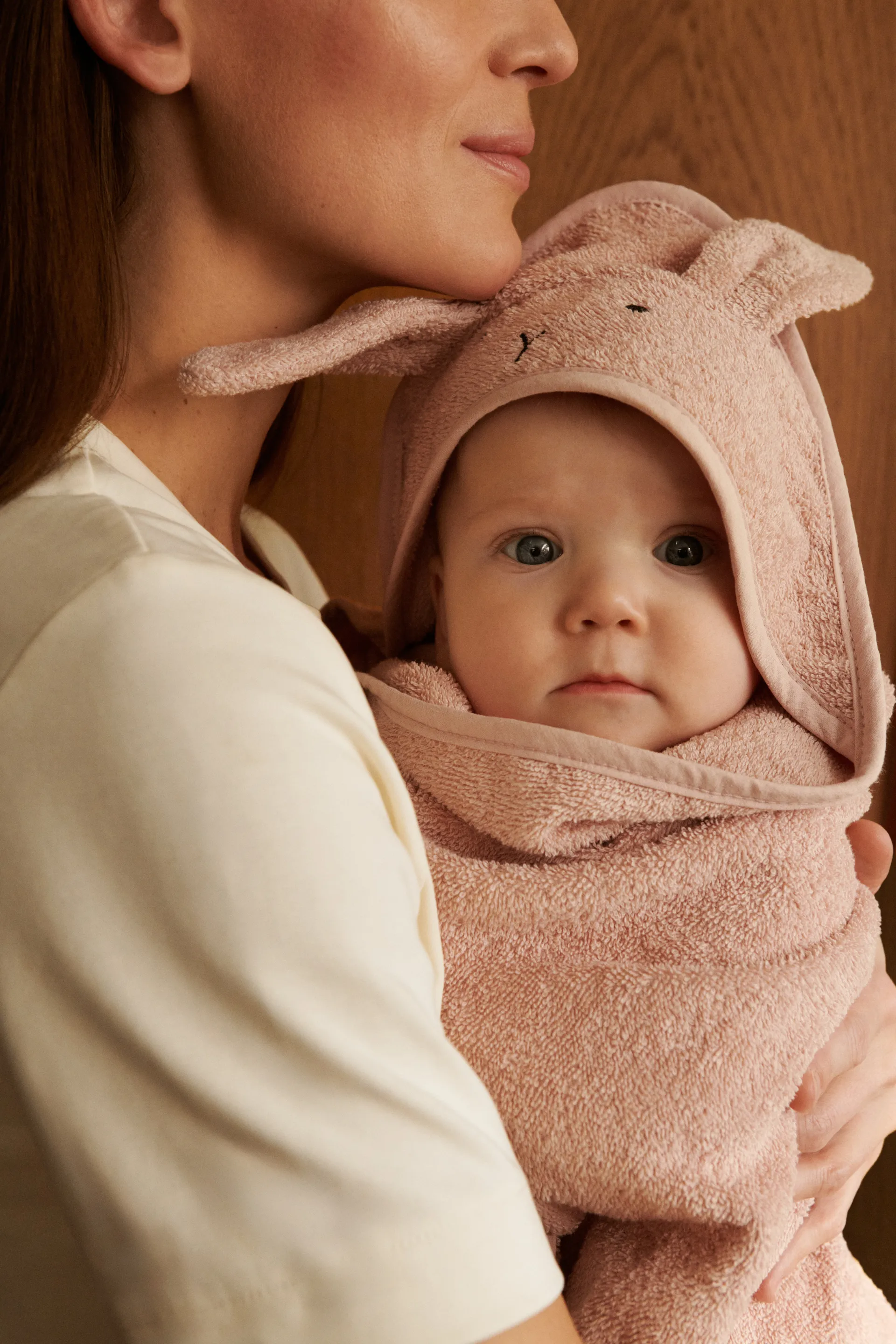 Albert toalha de banho com capuz 70x70 cm, Coelho rosa Liewood