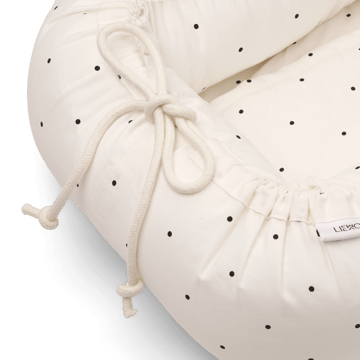 Gro ninho de bebé estampado - Ponto clássico creme de la creme - Liewood