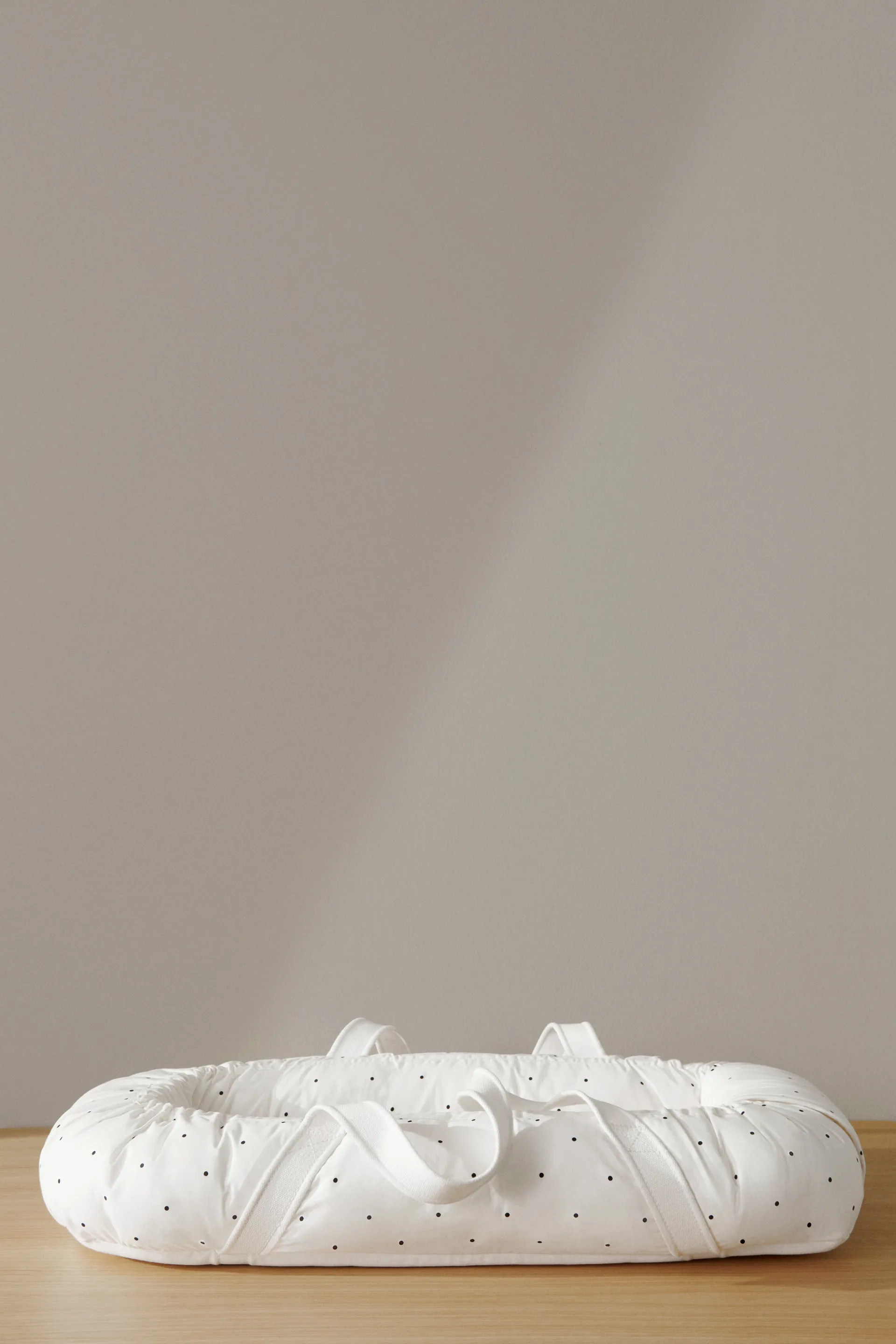 Gro ninho de bebé estampado, Ponto clássico creme de la creme Liewood