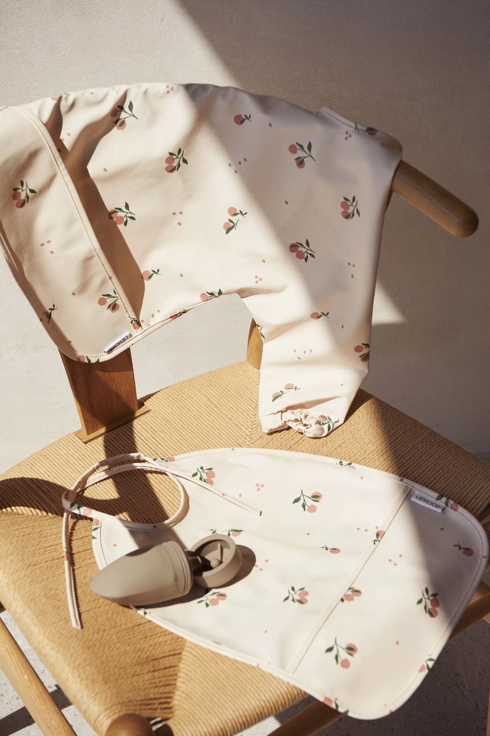 Merle babete com manga, Pêssego-mistura de conchas do mar Liewood