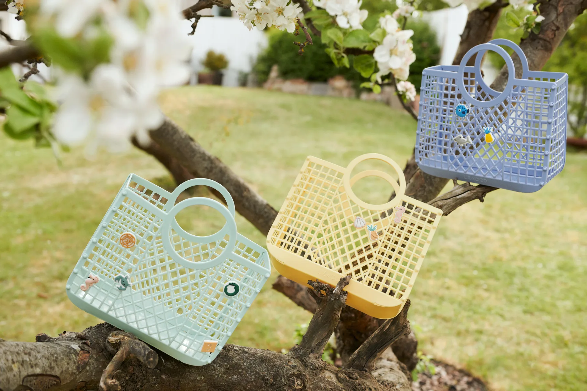 Samantha cesto com pendentes, Light Peppermint Liewood