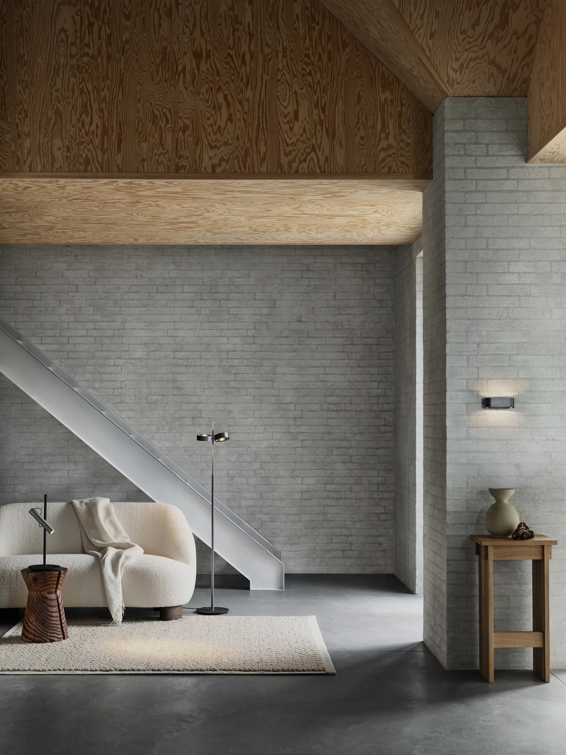 Orbit candeeiro de chão, Titânio Light-Point