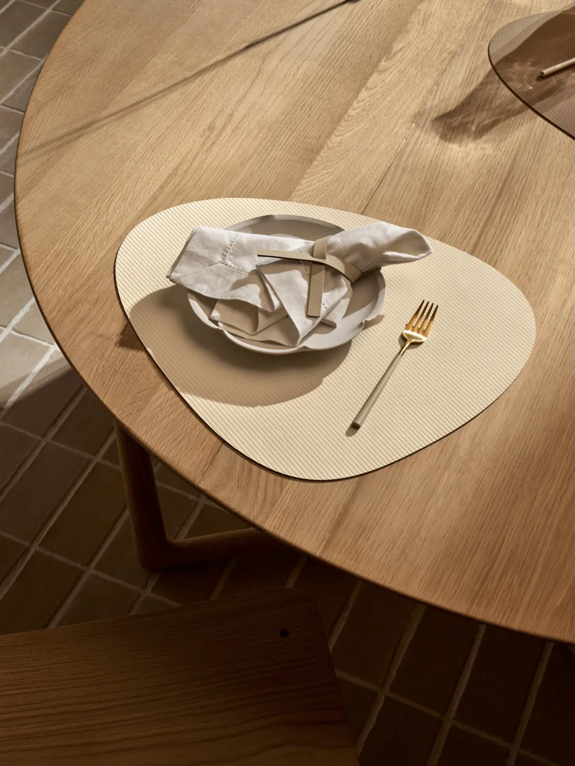 Corduroy individual de mesa curva L, Baunilha LIND DNA