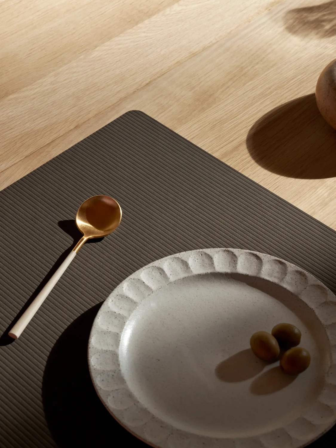 Corduroy individual de mesa quadrado L, Caviar LIND DNA