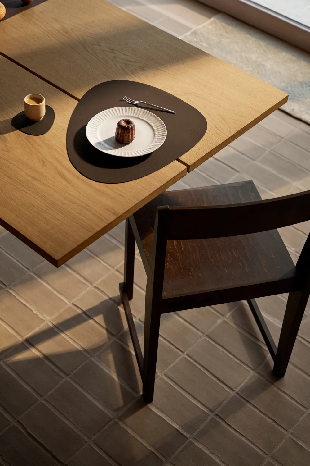 Corduroy porta-copos curva, Hazel LIND DNA