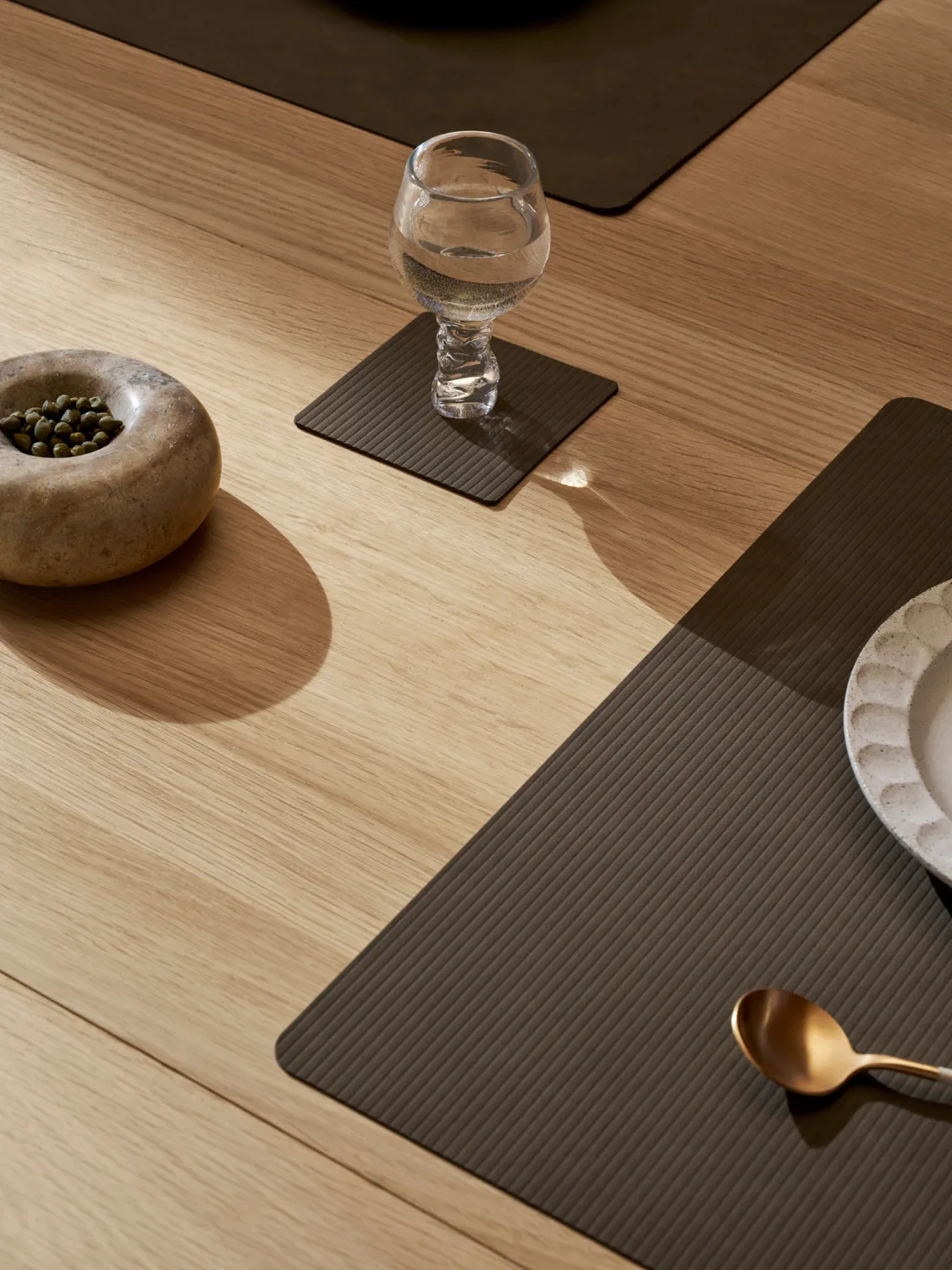 Corduroy porta-copos quadrado, Caviar LIND DNA