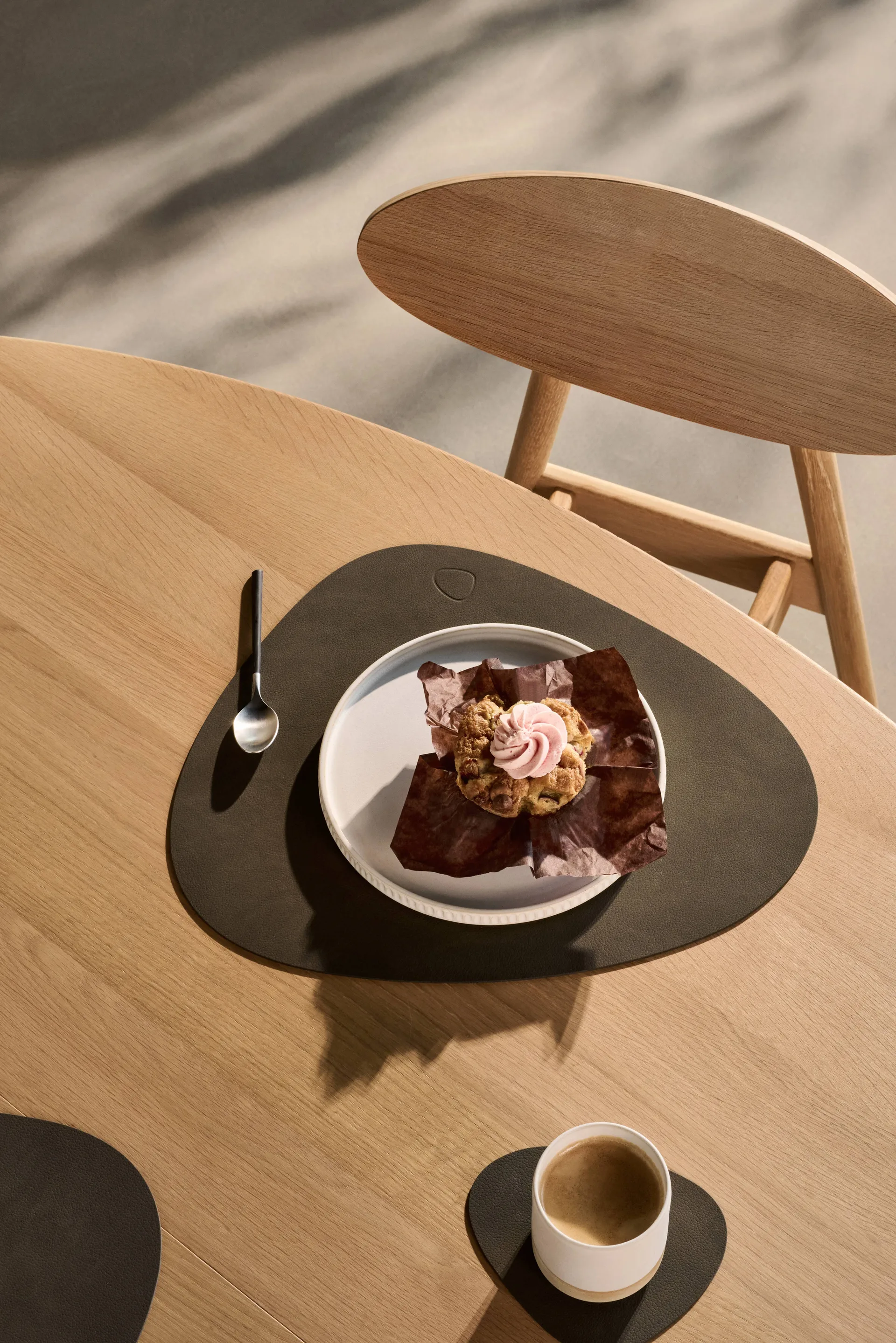 Individual curvo Nupo M, Caviar LIND DNA