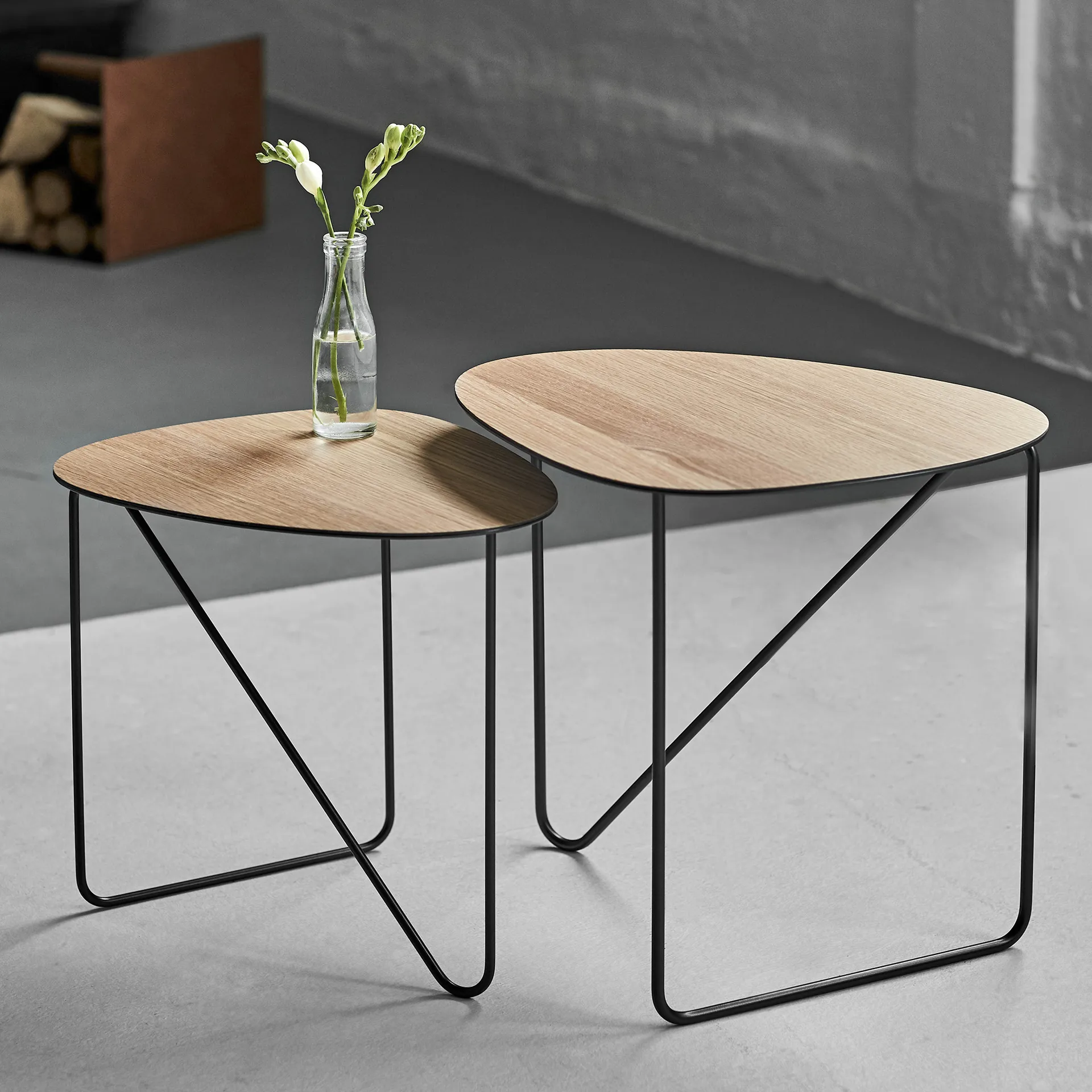 Mesa de apoio Curve M, Carvalho LIND DNA