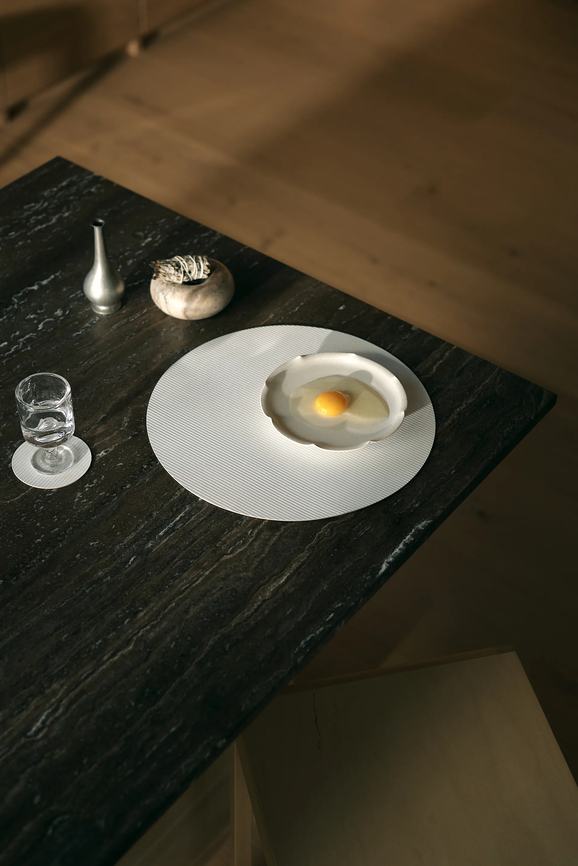 Porta-copos de veludo cotelê, Branco puro, círculo LIND DNA