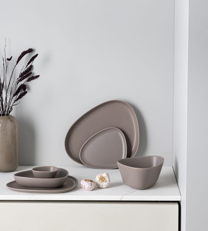 Prato Curve Stoneware 26x30 cm, Warm Grey LIND DNA