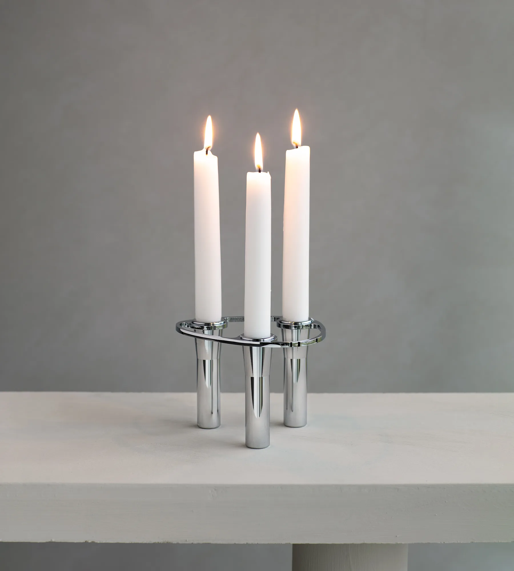 Suporte de velas combinável Lind Curve cromado, Triple LIND DNA