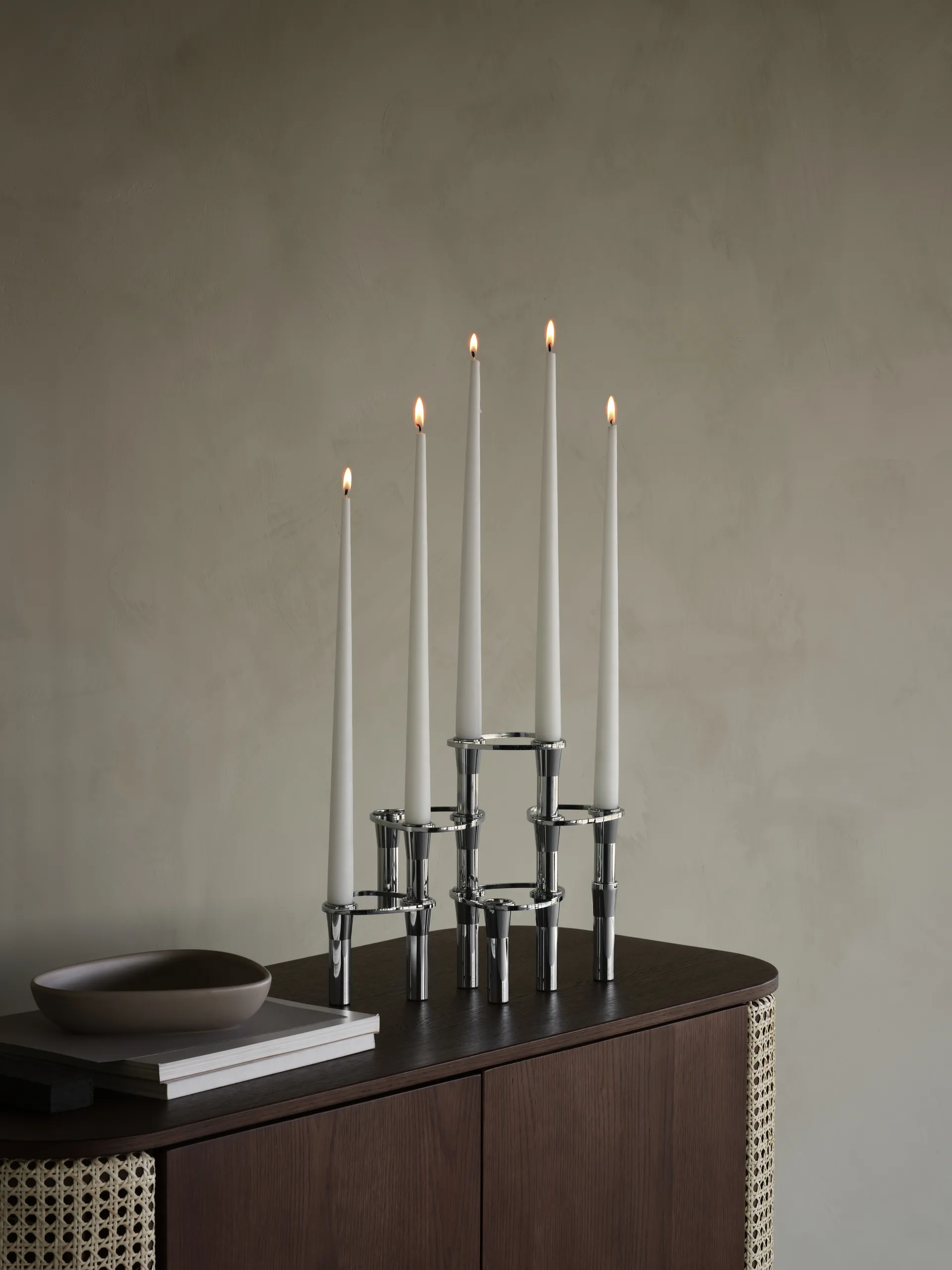 Suporte de velas combinável Lind Curve cromado, Triple LIND DNA
