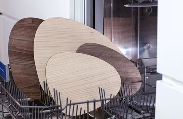 Tábua de cortar Cut & Serve curva S - Ash - LIND DNA