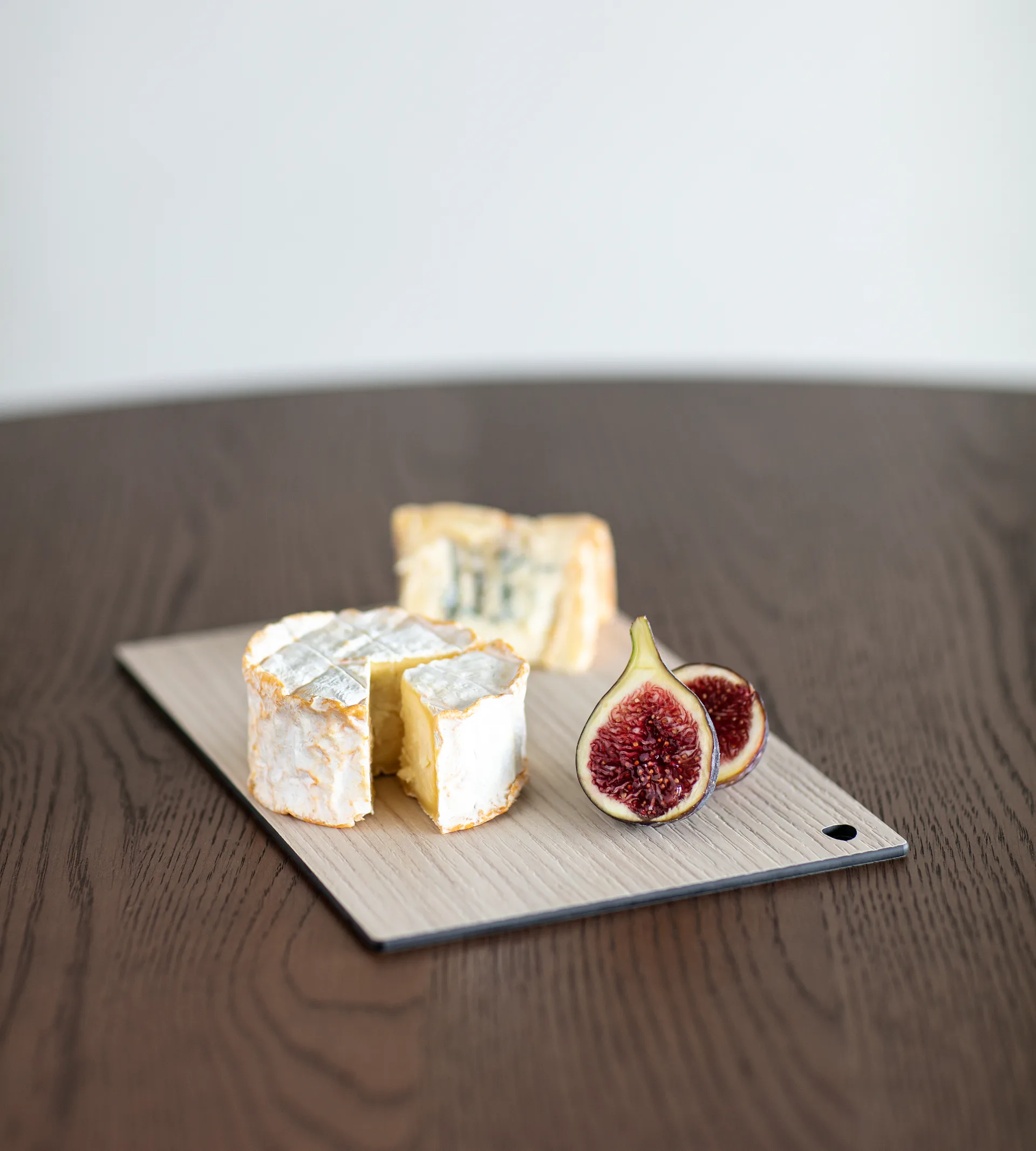 Tábua de cortar quadrada Cut & Serve S, Ash LIND DNA