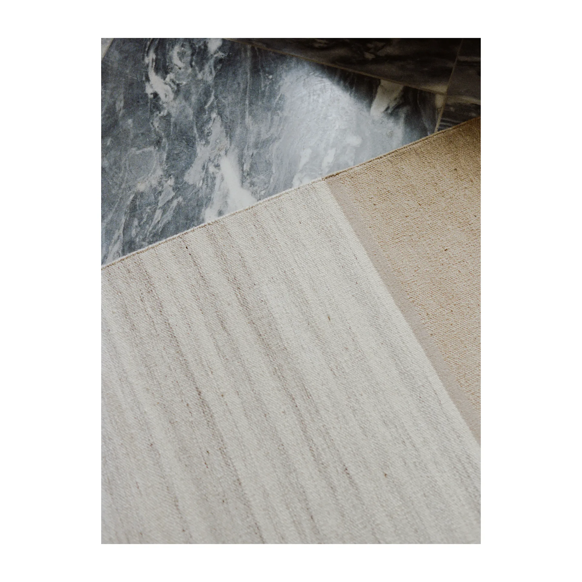 Tapete Modest Ease 80x250 cm, Bege Linie Design