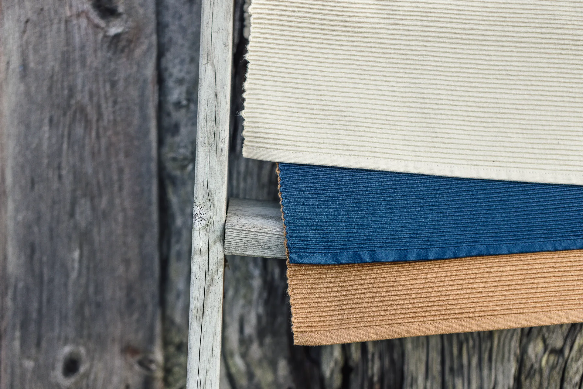 Individual de mesa Uni 35x46 cm, 4 un., Azul-índigo Linum