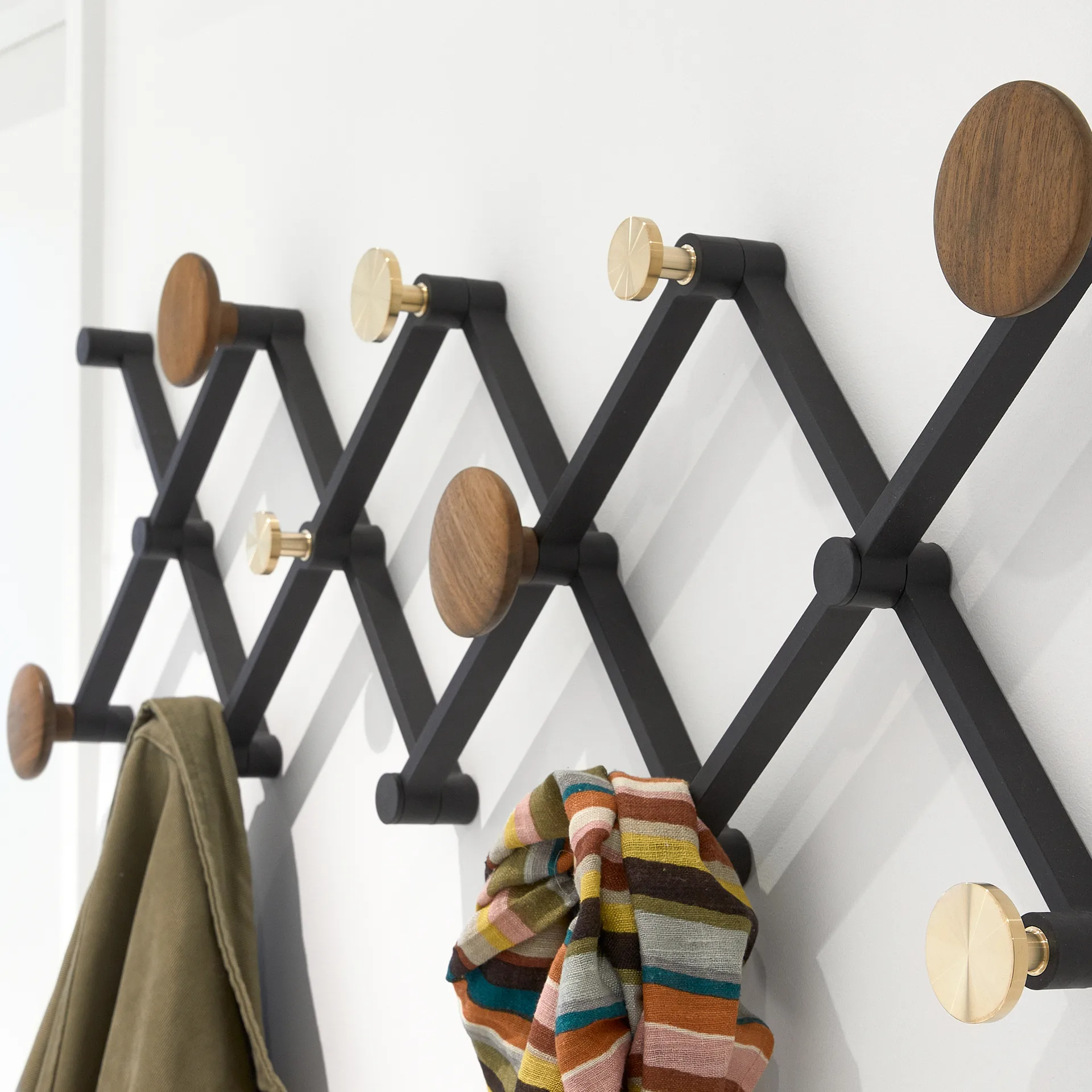 Cabide X•TEND, walnut LoCa