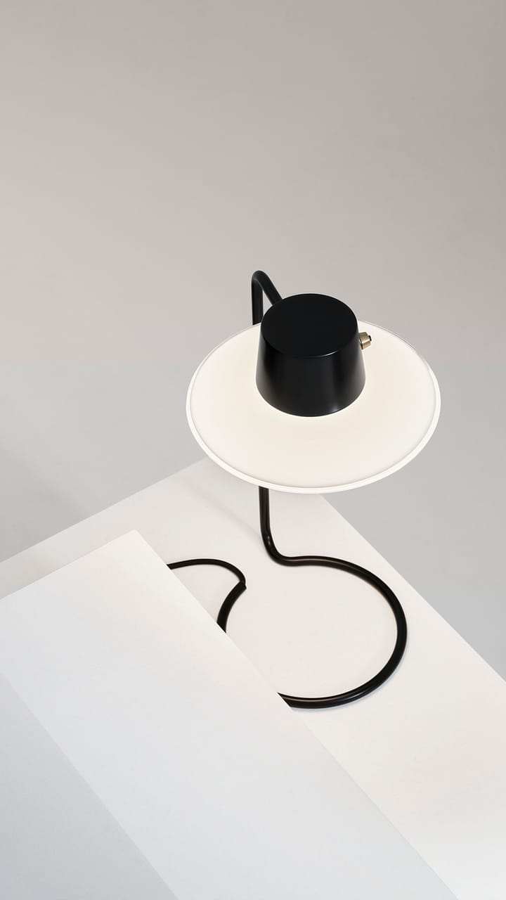 Candeeiro de mesa AJ Oxford 28 cm preto, Vidro opala Louis Poulsen