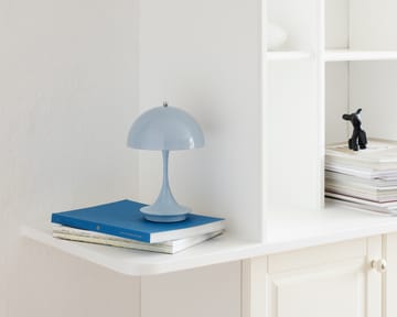 Candeeiro de mesa Panthella 160 portable - Pale blue - Louis Poulsen