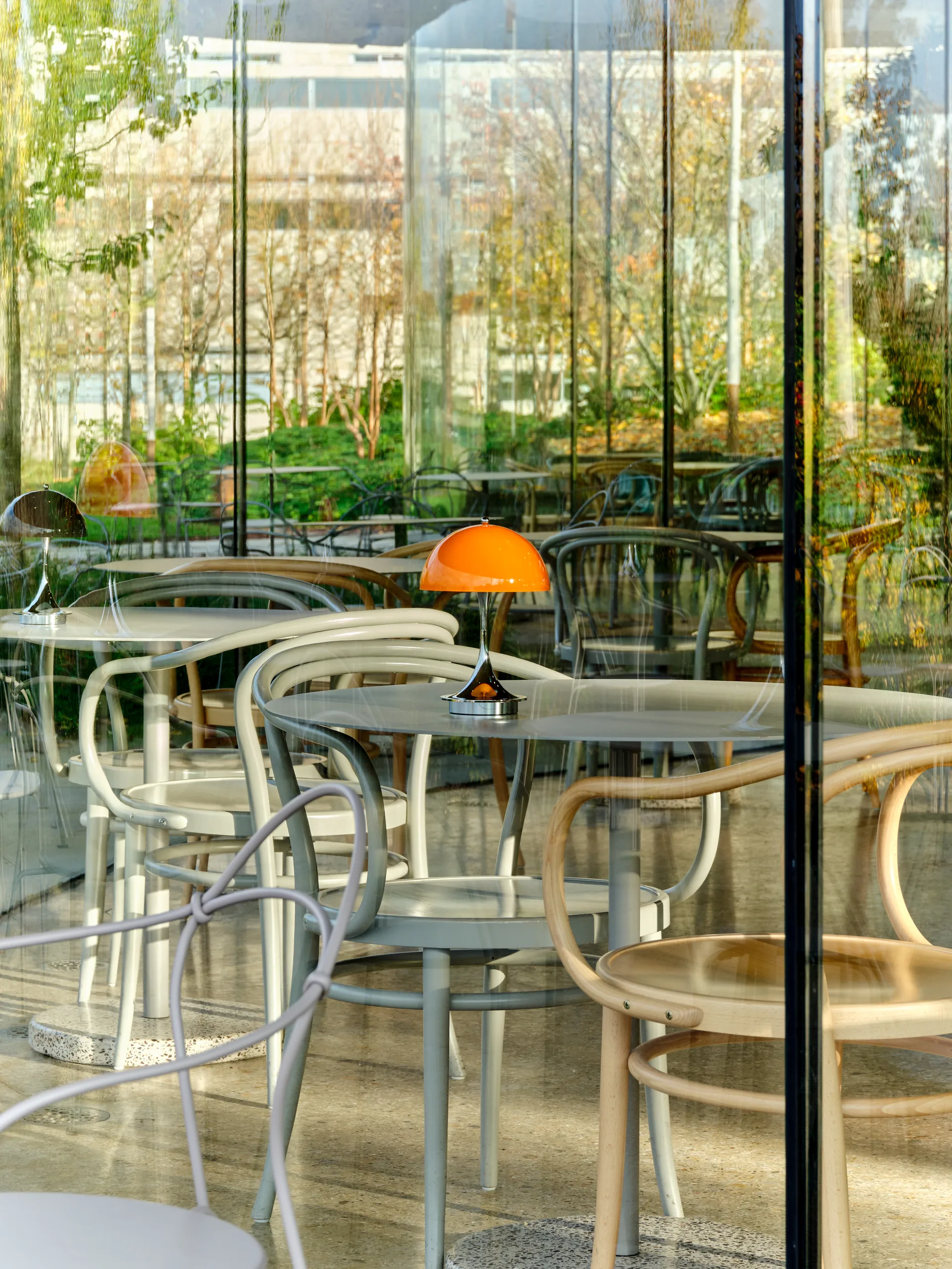 Candeeiro de mesa Panthella 160 Portable v3, Original Opal Orange Louis Poulsen