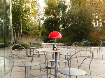 Candeeiro de mesa Panthella 250 portable V3 - Original Opal Red - Louis Poulsen