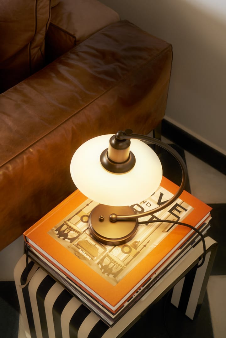 Candeeiro de mesa PH 2/2 Luna, Aged brass-vidro opalino Louis Poulsen