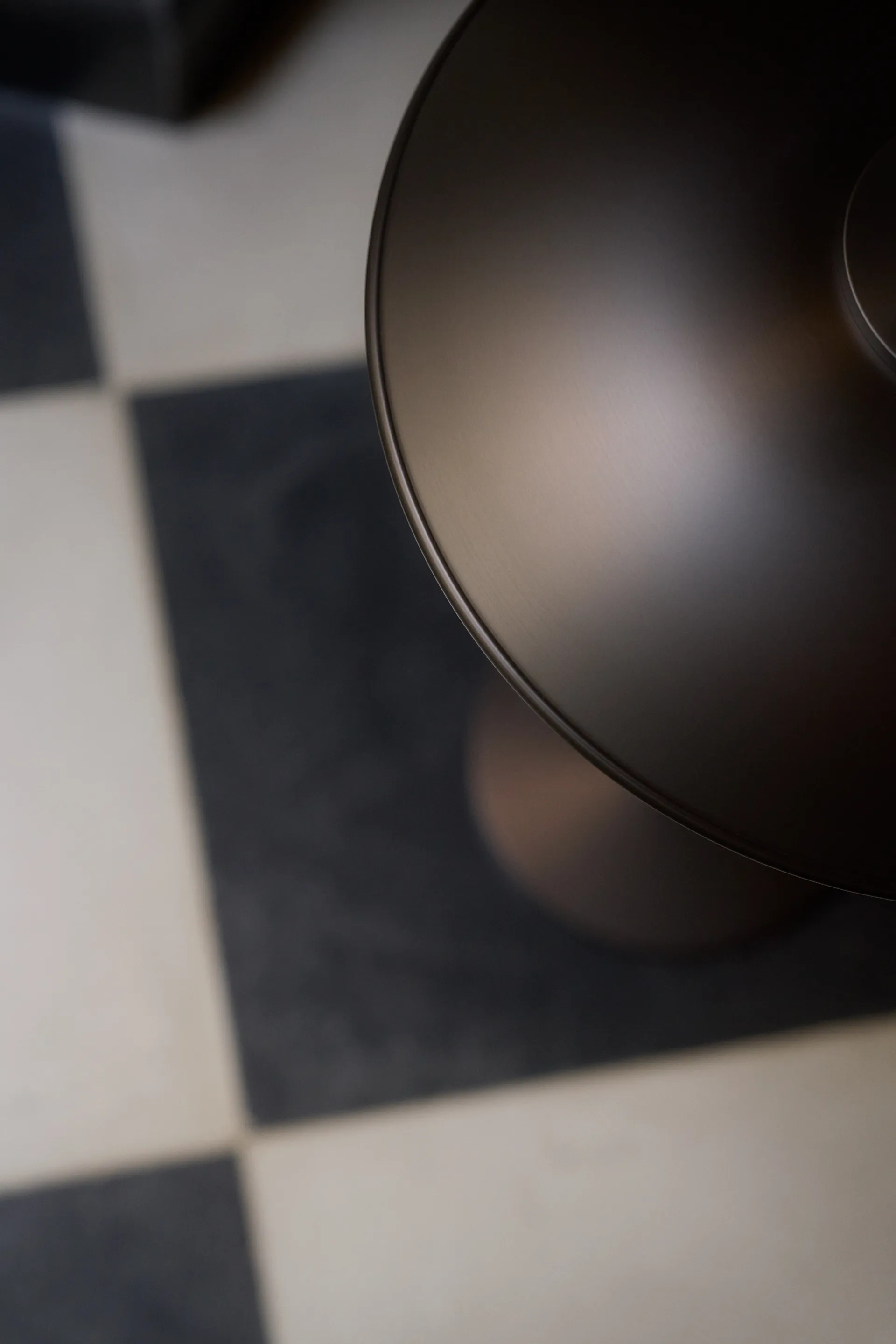 Candeeiro de mesa PH 3/2 Luna, Aged brass-vidro opalino Louis Poulsen