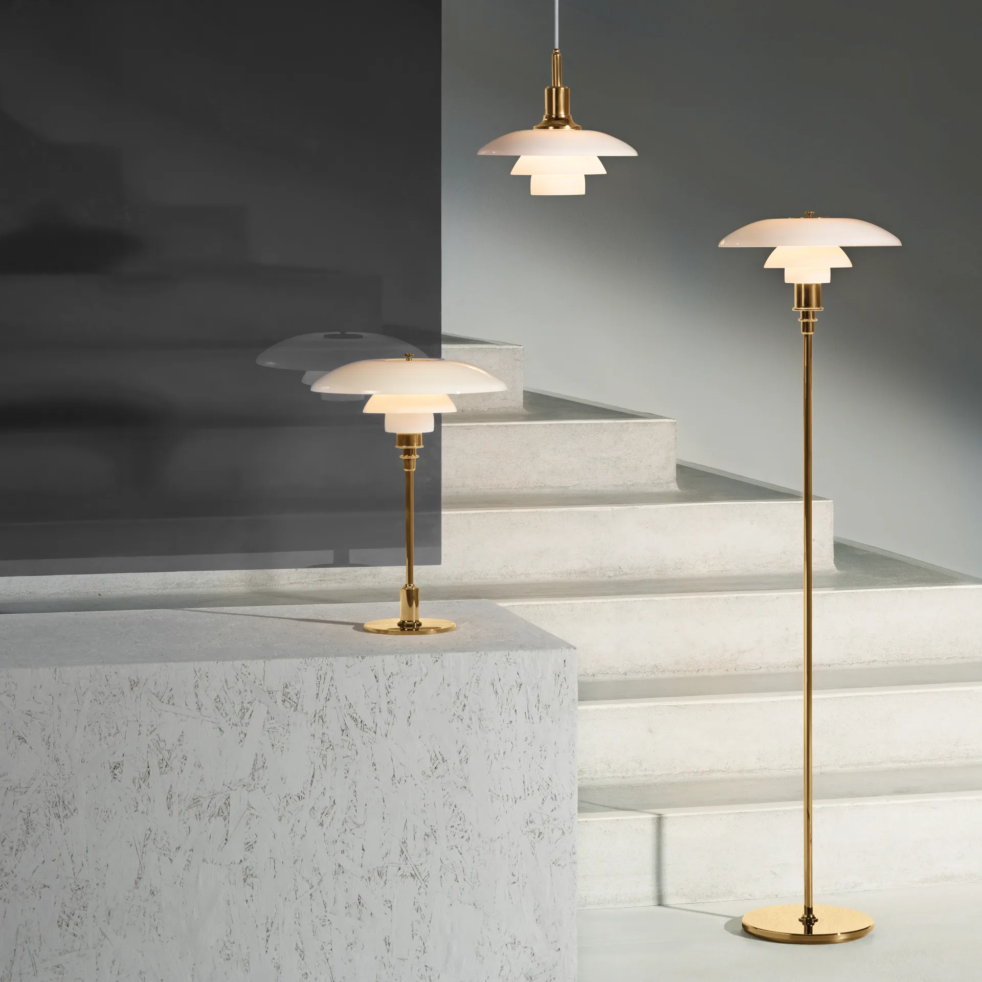 Candeeiro de pé PH 3½-2½, Latão Louis Poulsen