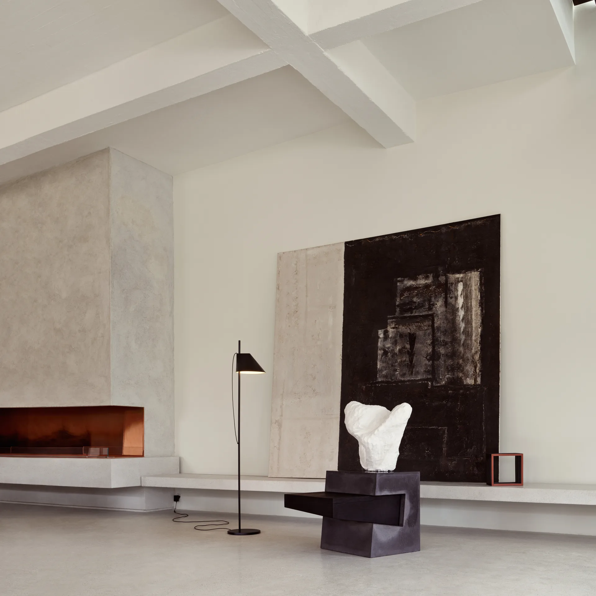 Candeeiro de pé Yuh, Preto Louis Poulsen