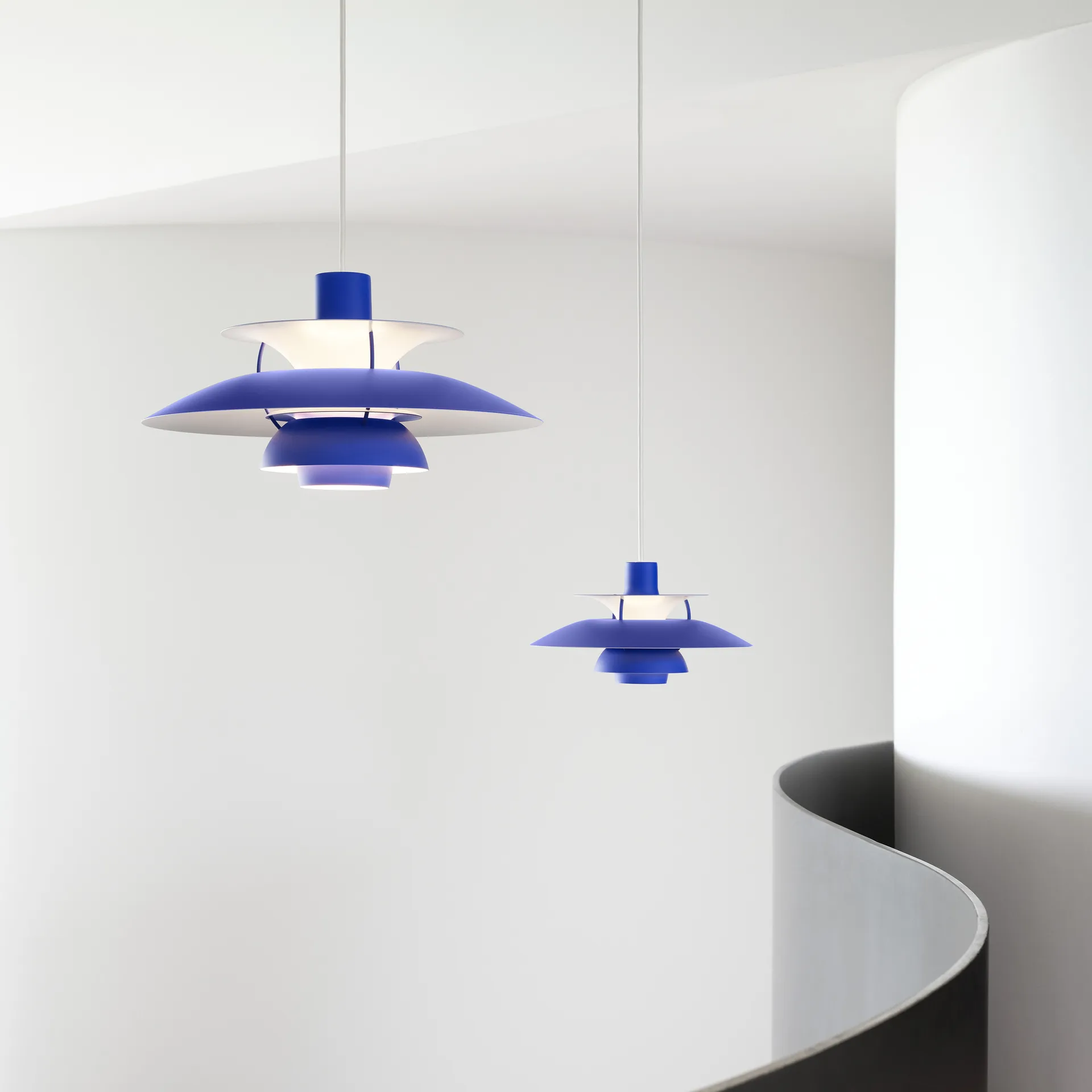 Candeeiro suspenso PH 5, Ø300, Azul Louis Poulsen