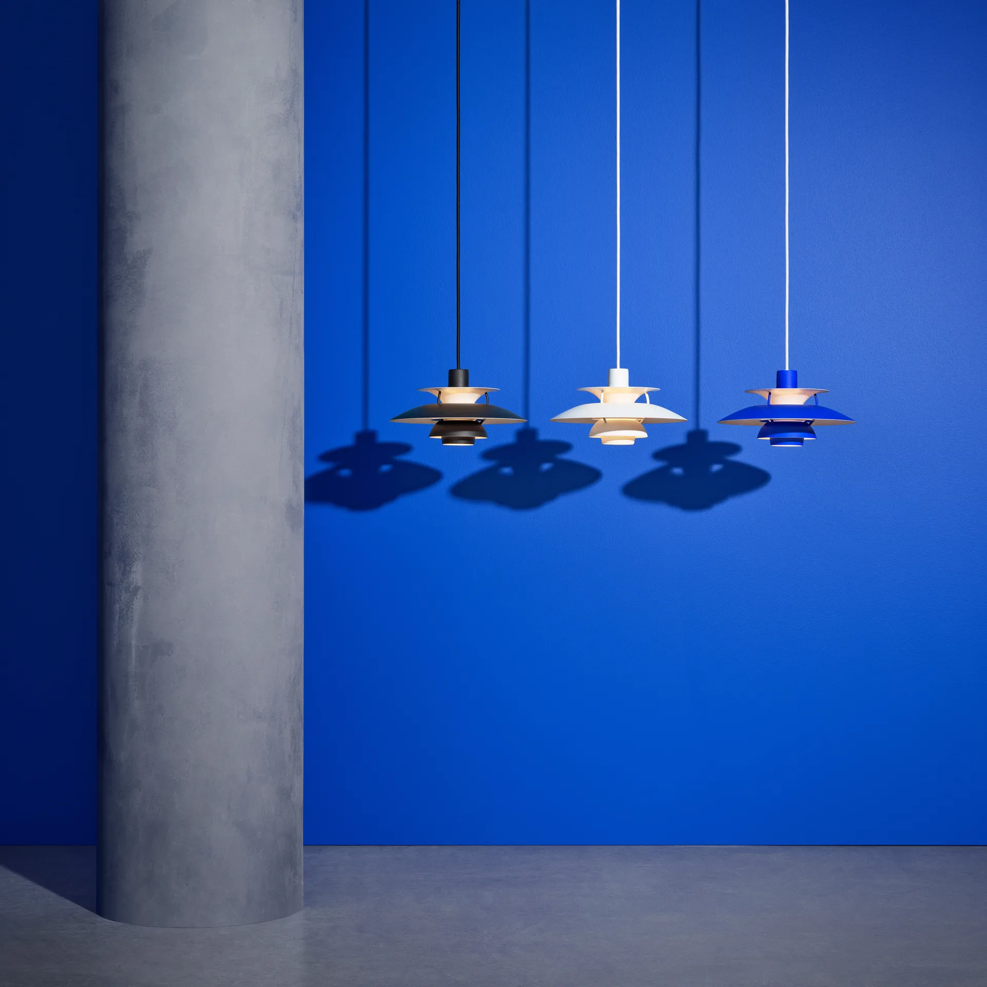Candeeiro suspenso PH 5, Ø300, Azul Louis Poulsen