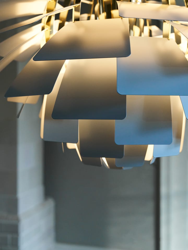 Candeeiro suspenso PH Artichoke Ø48 cm, Dusty blue-brass metallised Louis Poulsen