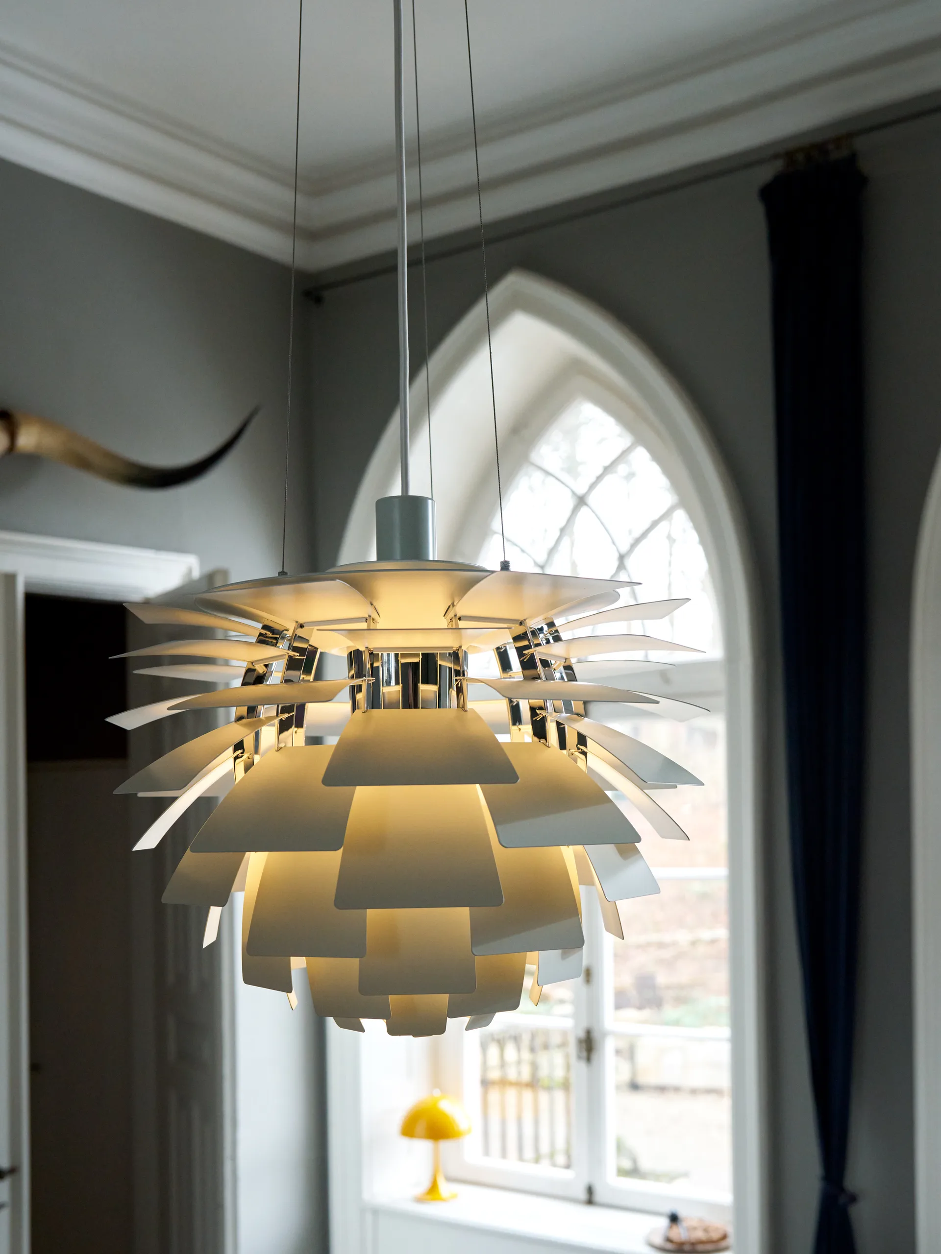 Candeeiro suspenso PH Artichoke Ø60 cm, Dusty green-high lustre chrome plated Louis Poulsen