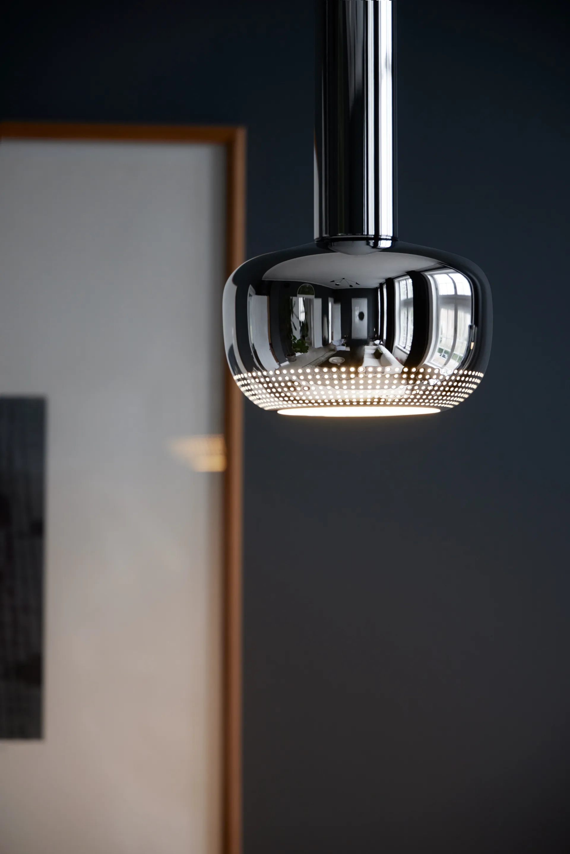 Candeeiro suspenso VL 56, Cromado de alto brilho Louis Poulsen