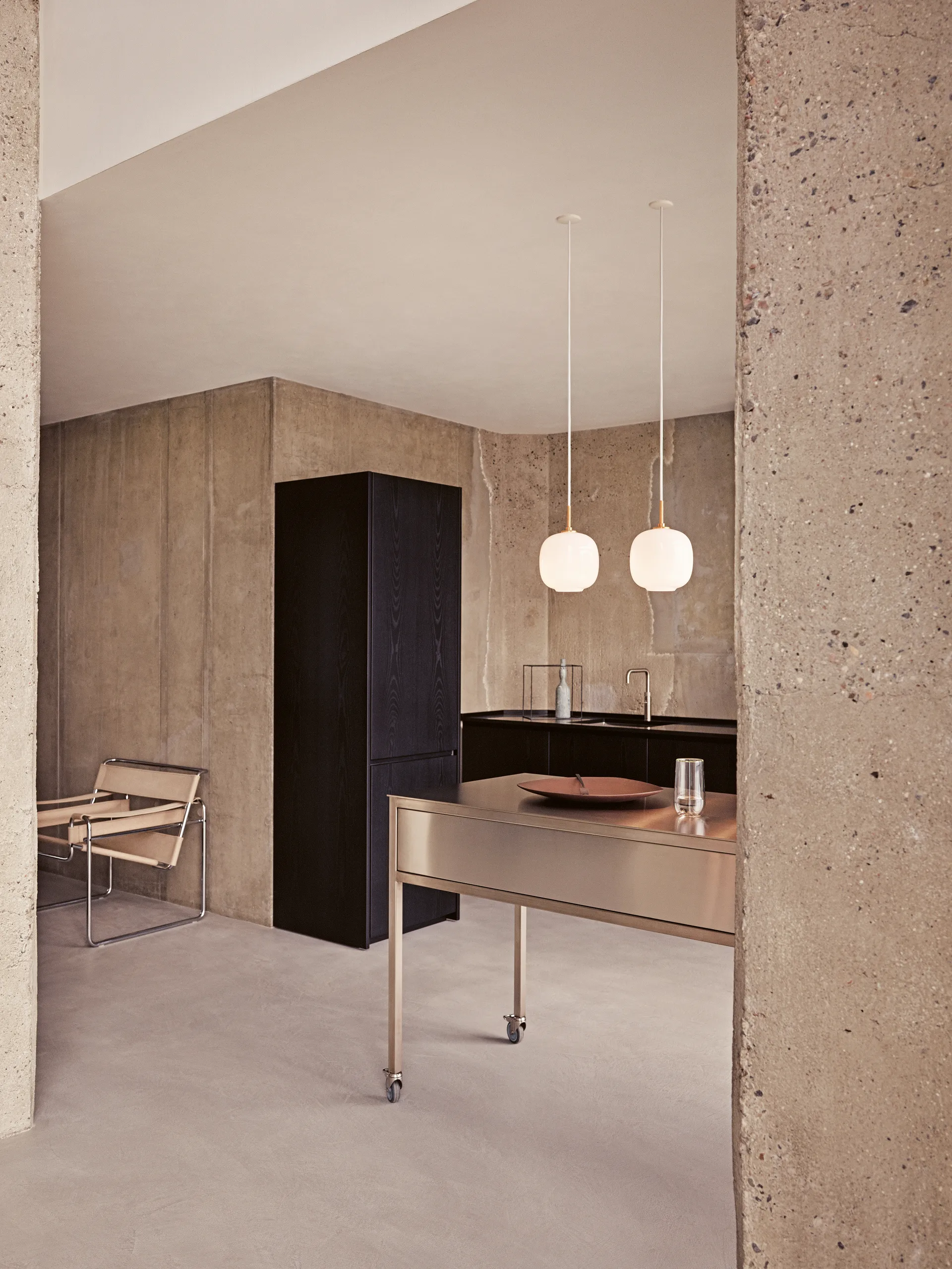 Candeeiro suspenso VL45 Radiohus Ø17,5 cm, Brass-white opal glass Louis Poulsen