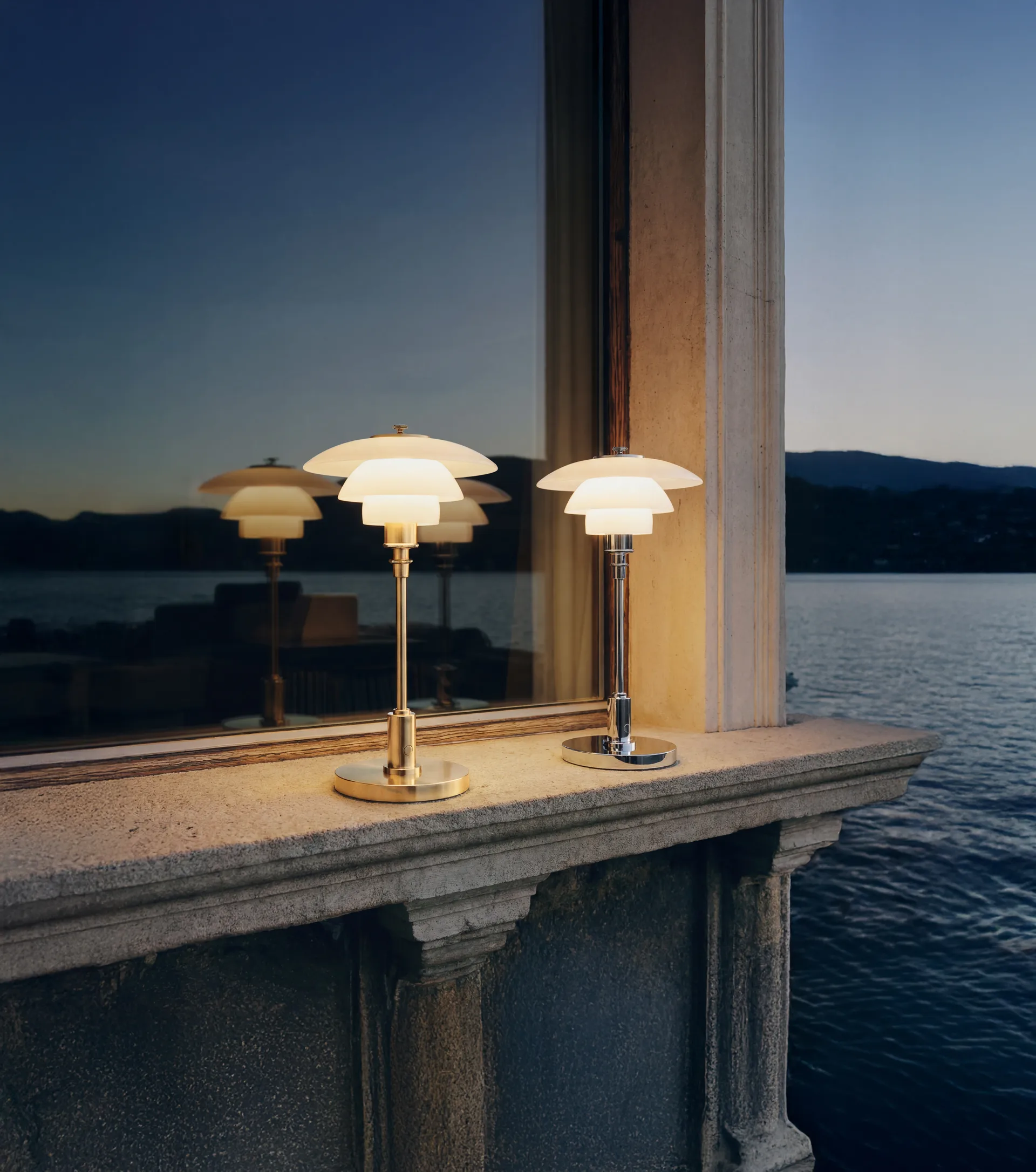 PH 1/1 candeeiro de mesa portátil, Cromado Louis Poulsen