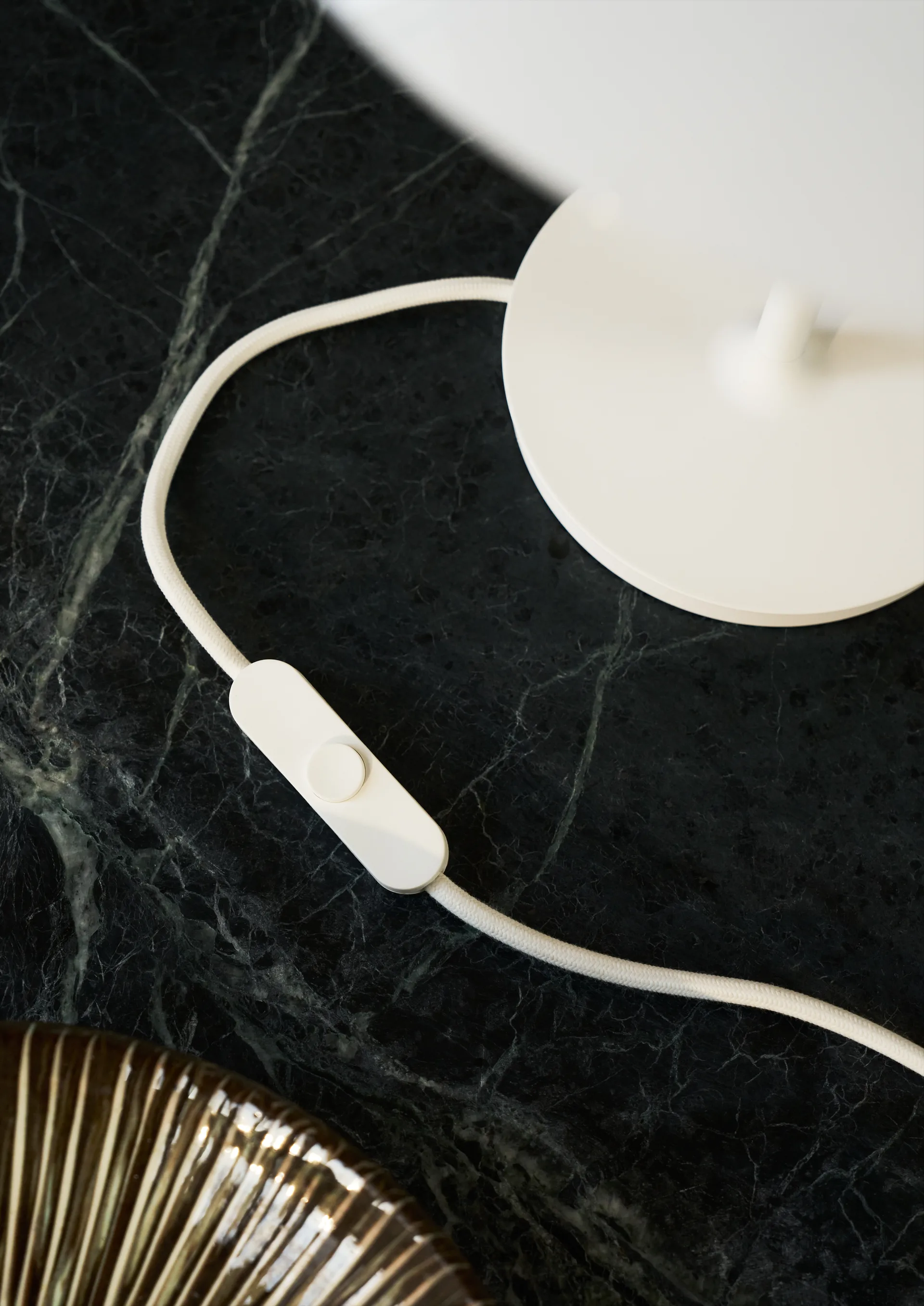 PH 80 candeeiro de mesa, Opala branca, branca Louis Poulsen