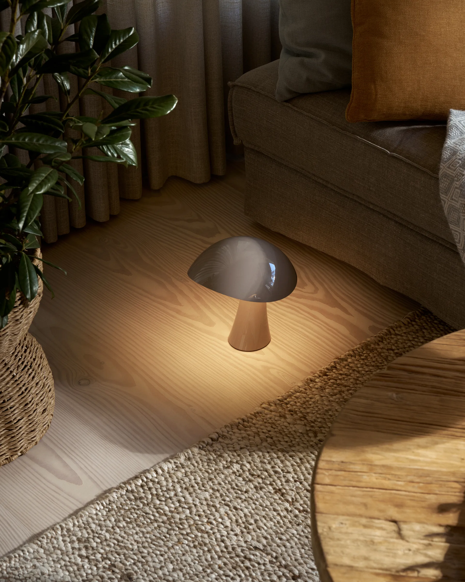 Rumee 220 candeeiro de mesa portátil, Cinza terra Louis Poulsen