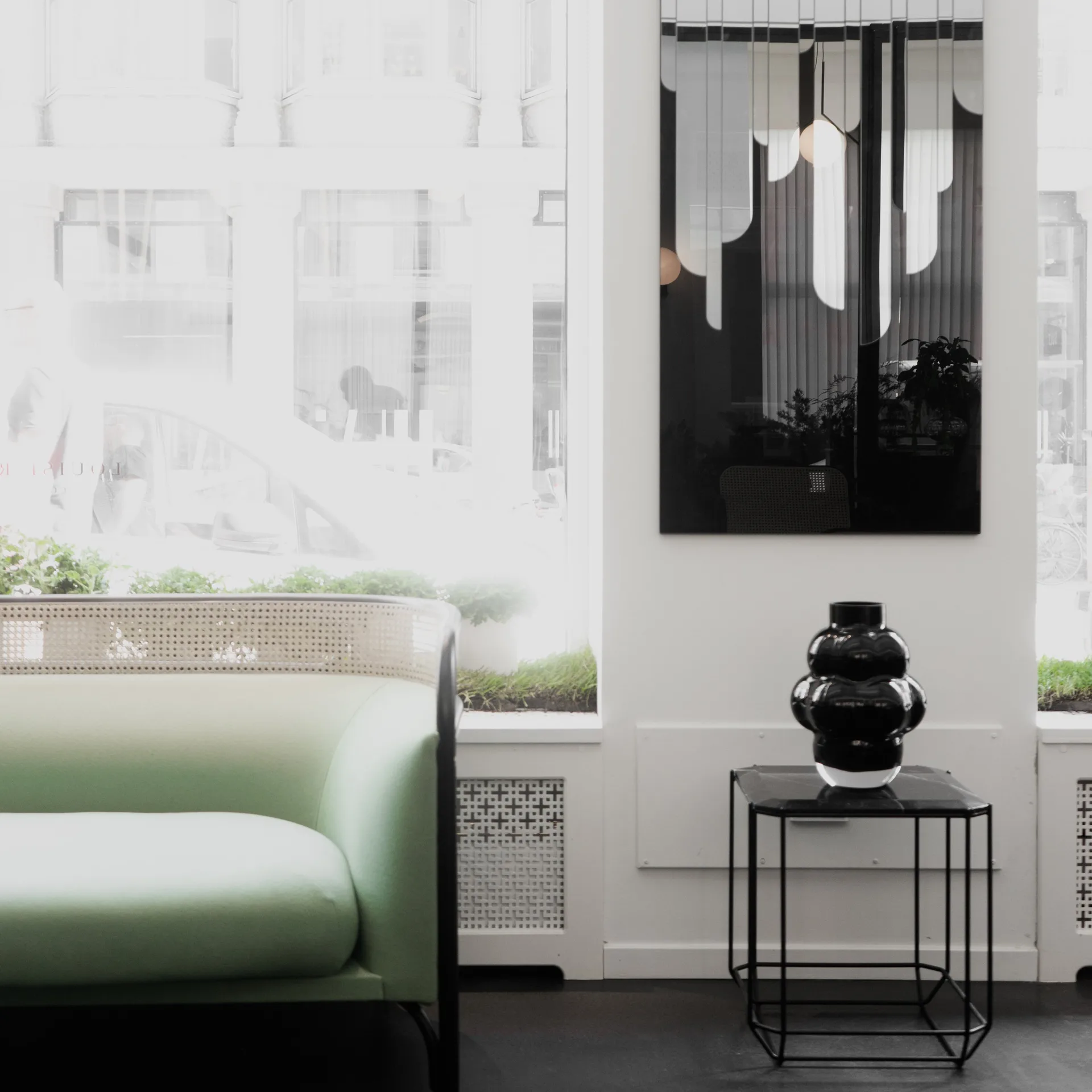 Vaso Balloon 04 32 cm, preto Louise Roe