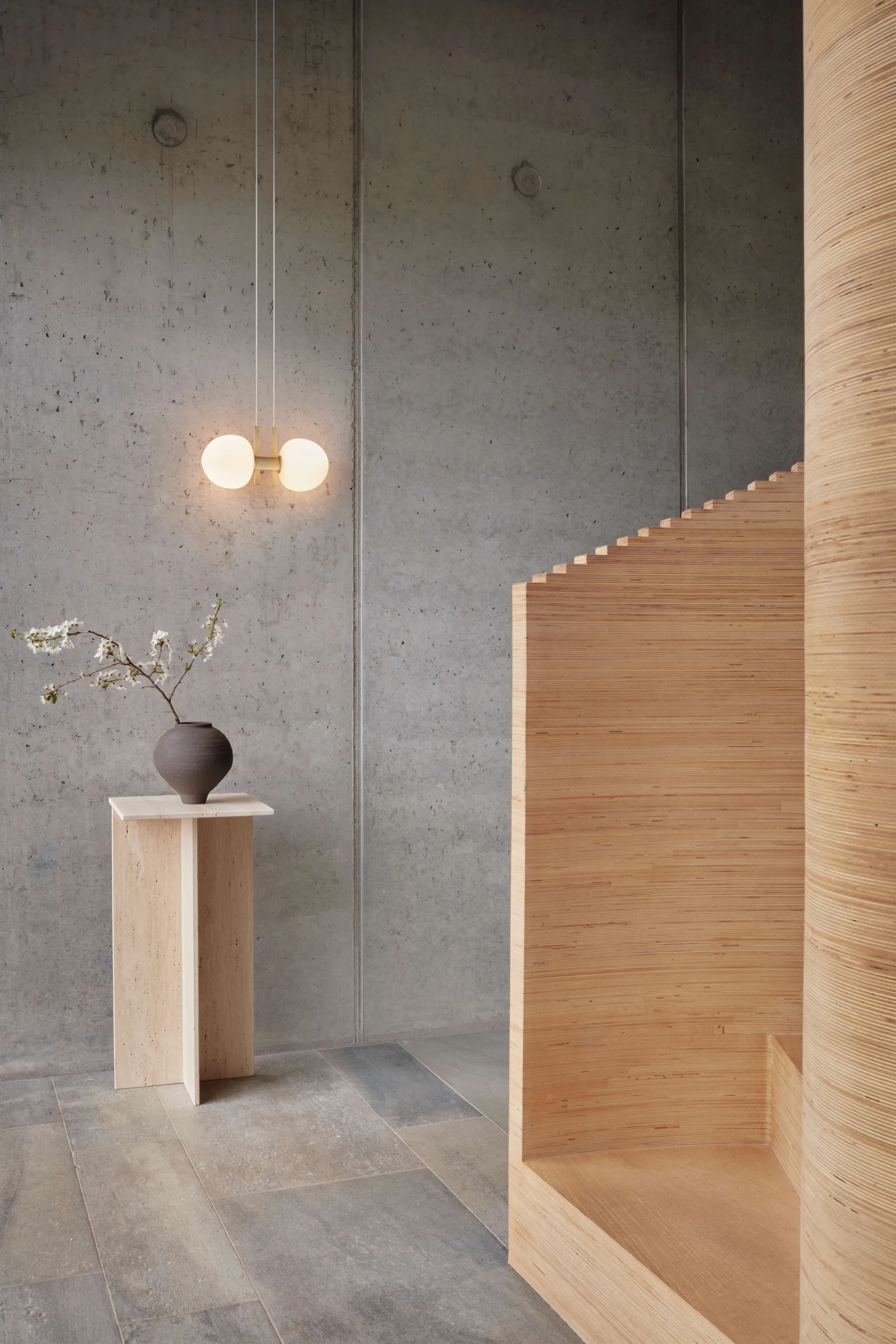 Memoir II 120 pendente, Brass LYFA