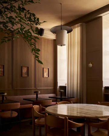 Noote candeeiro de mesa portátil - Bronze - LYFA