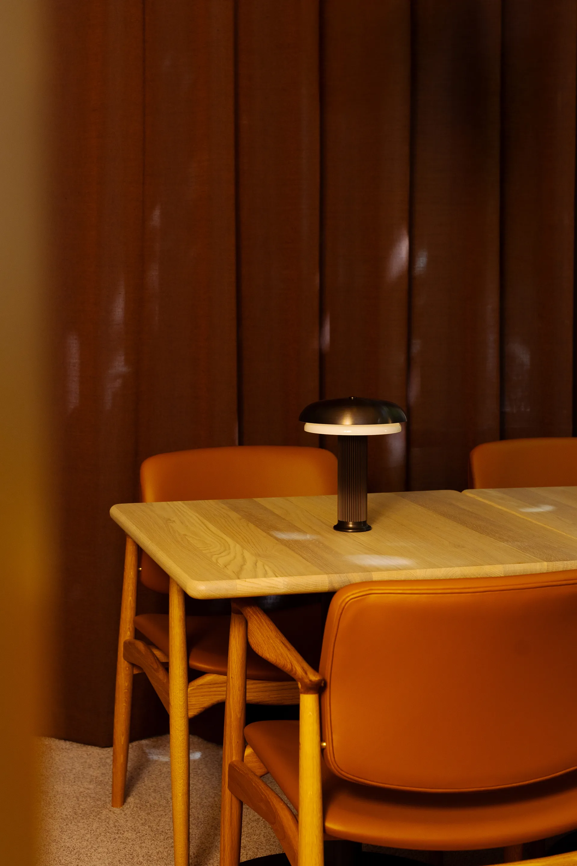 Noote candeeiro de mesa portátil, Bronze LYFA