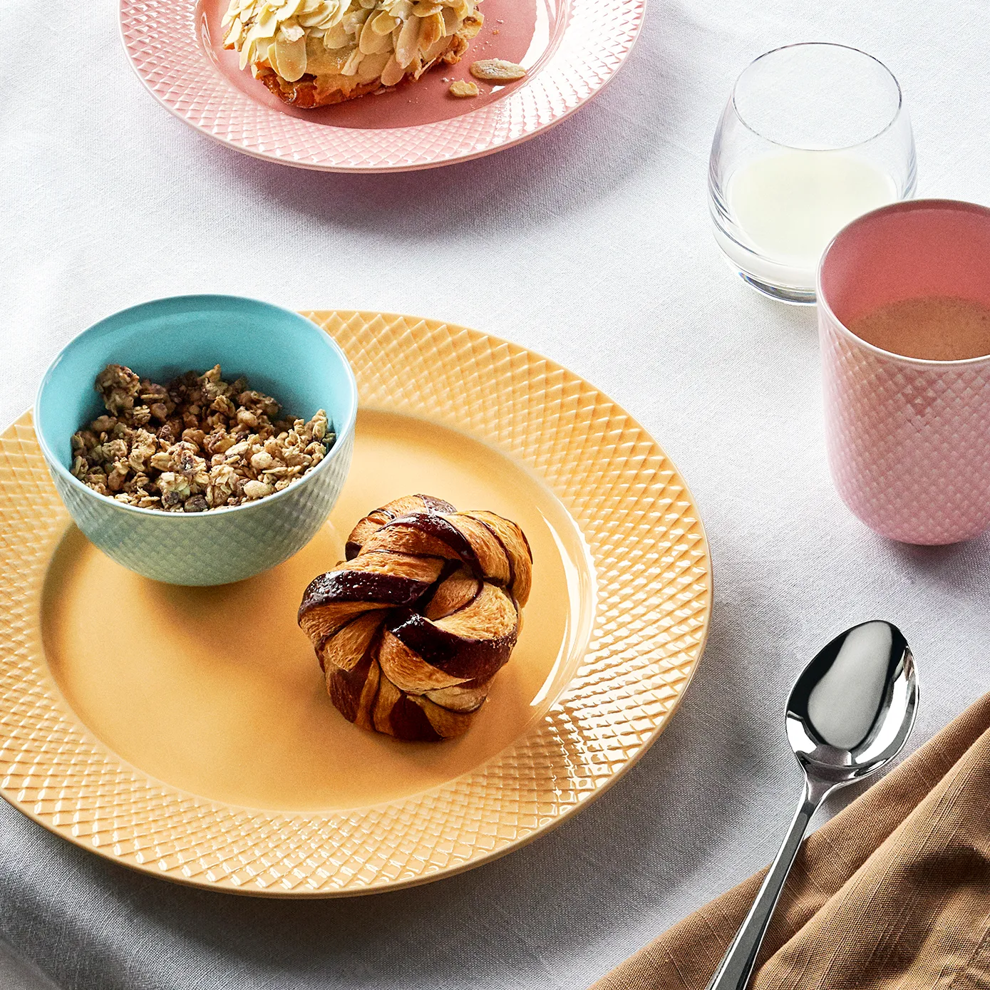 Prato sand Rhombe, 27 cm Lyngby Porcelæn