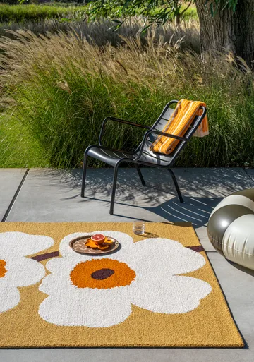 Tapete Unikko anniversary outdoor - Honey, 200x280 cm - Marimekko